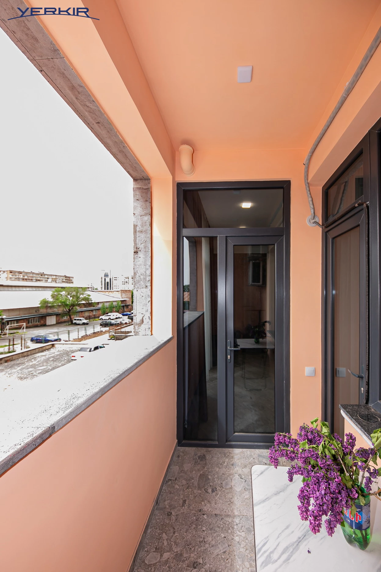 Բնակարաններ Կոդ` 5+216437