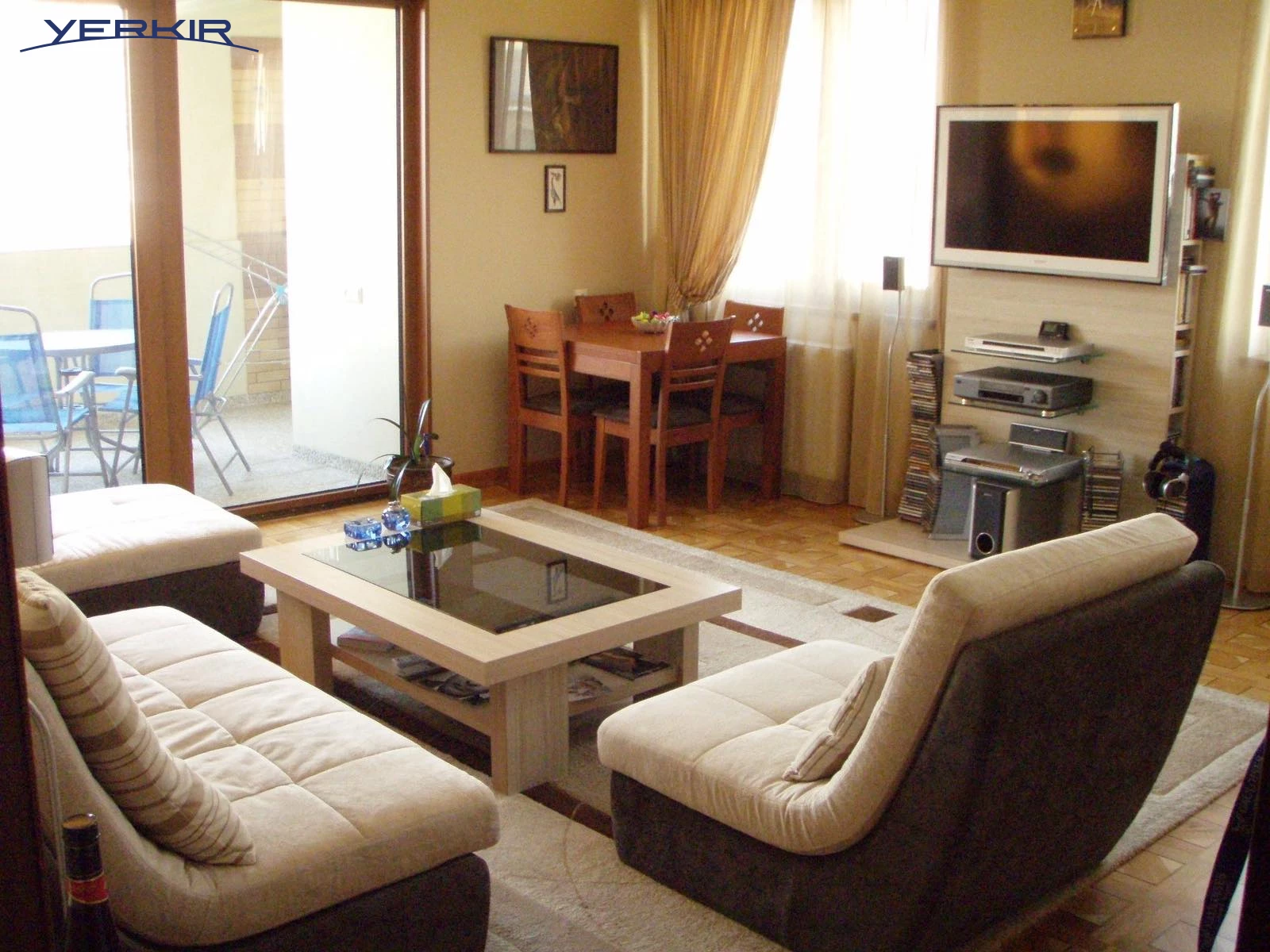 Բնակարաններ Կոդ` 5+313758