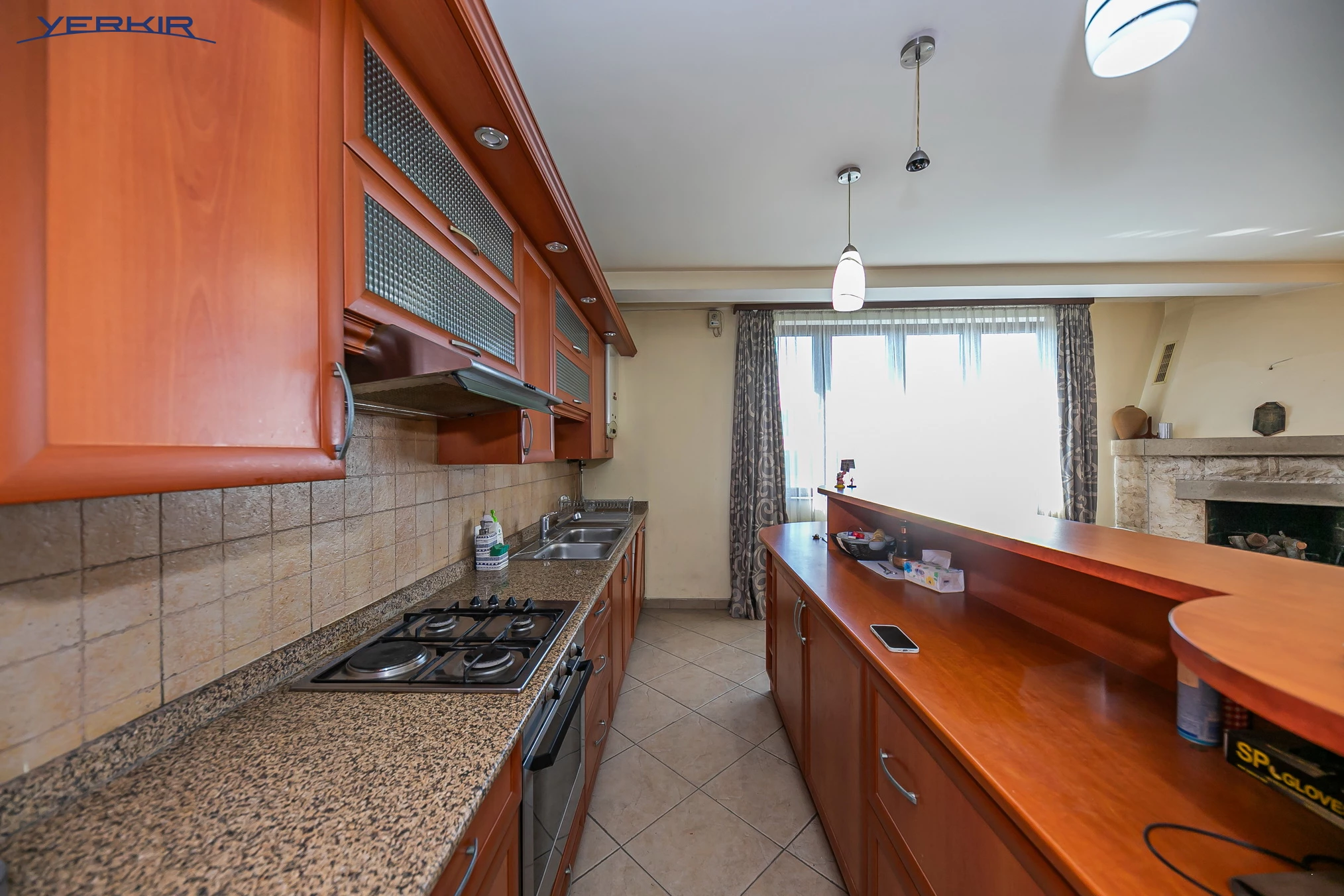 Բնակարաններ Կոդ` 5+819431