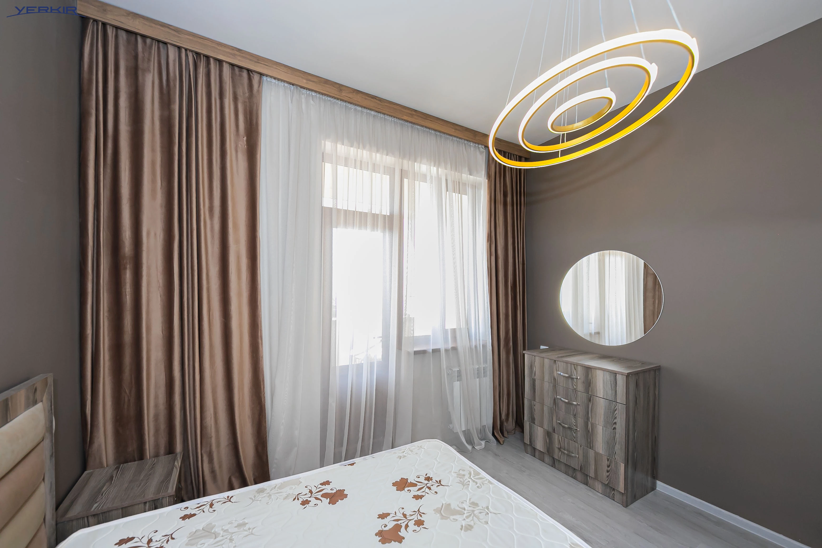 Квартиры Код 5+219761