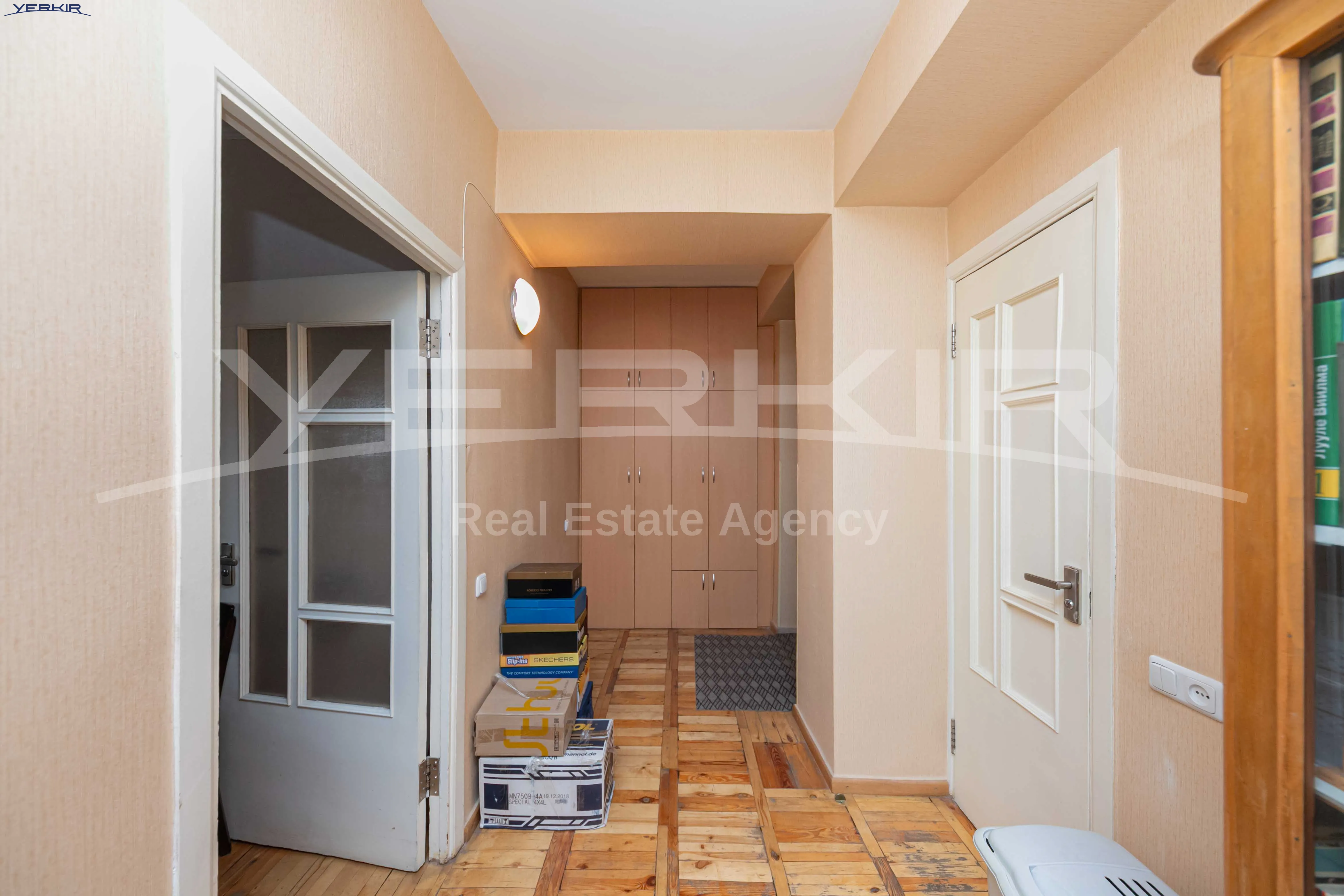 Apartments Code: 5+2485051
