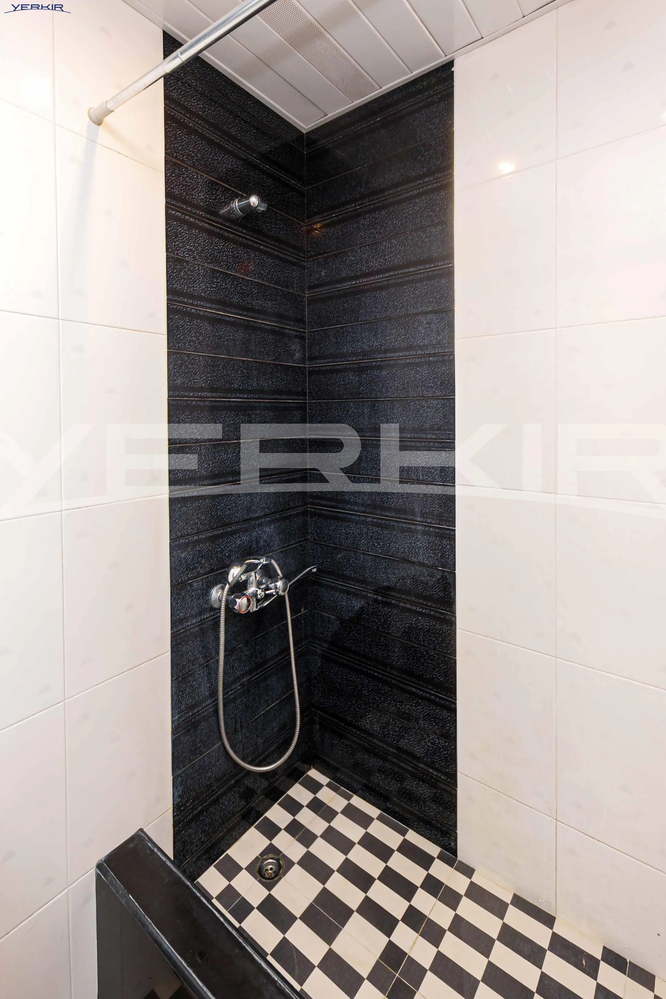 Apartments Code: 10+3461639
