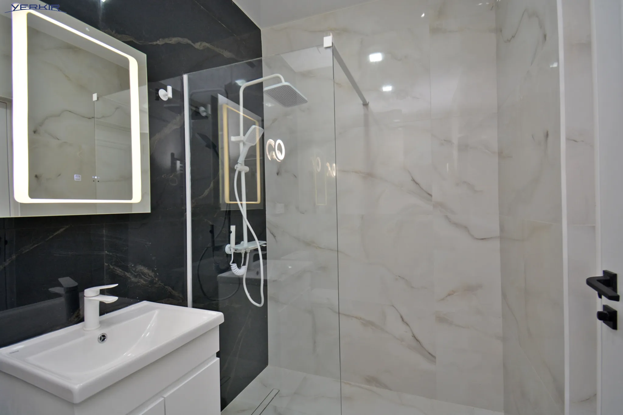 Квартиры Код 5+3661489