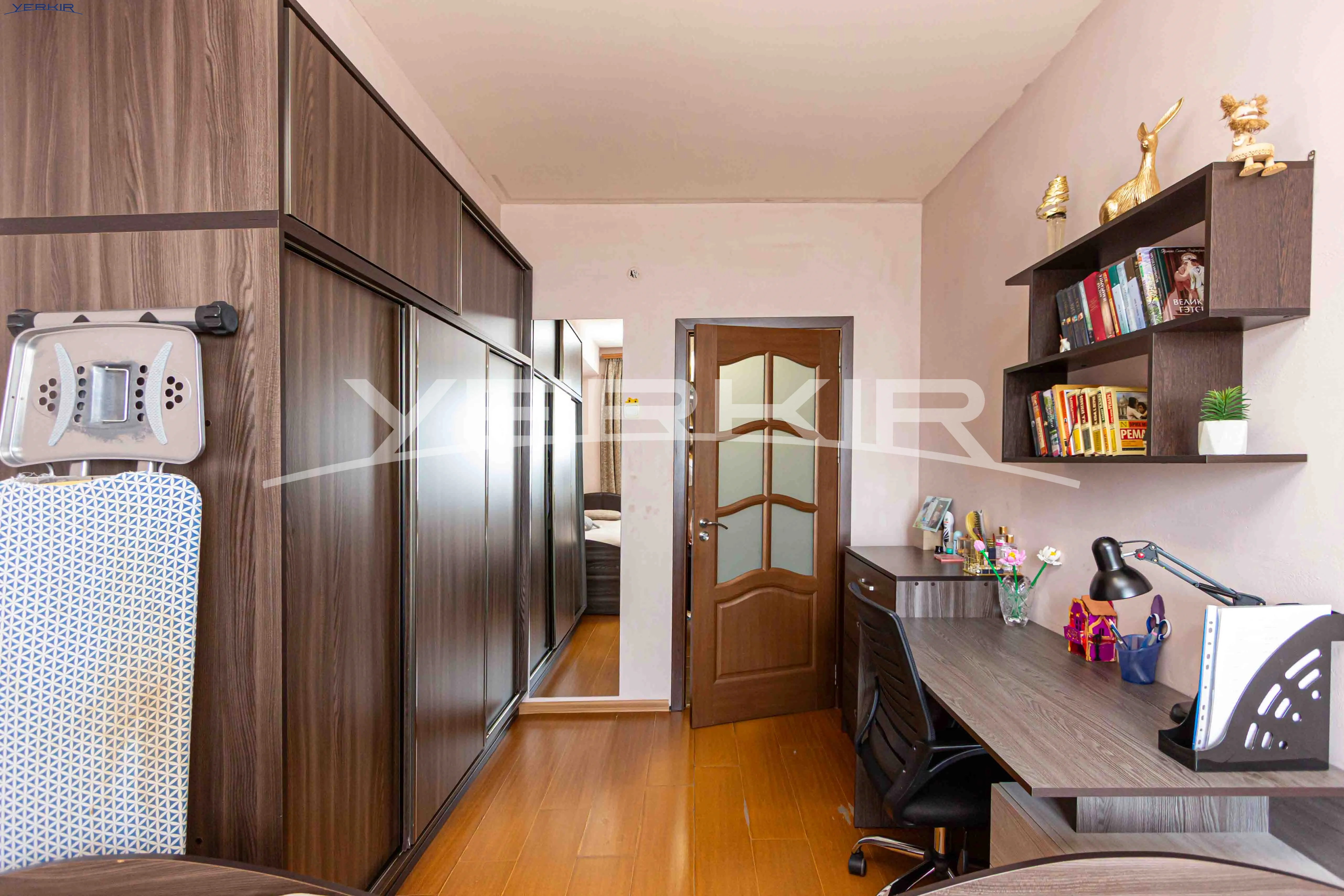Apartments Code: 2+4272867