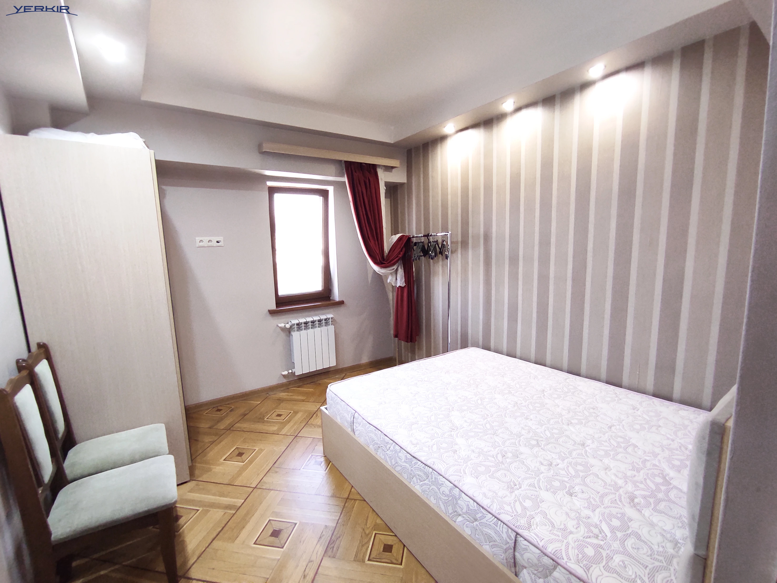 Apartments Code: 5+30422