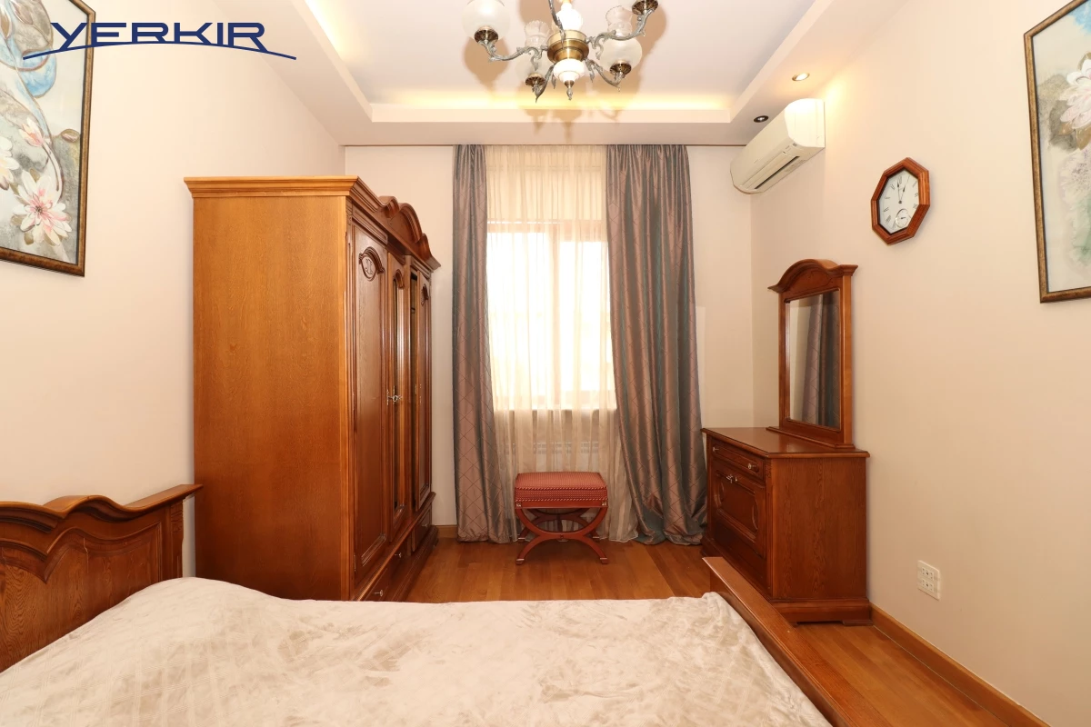 Բնակարաններ Կոդ` 9+318144