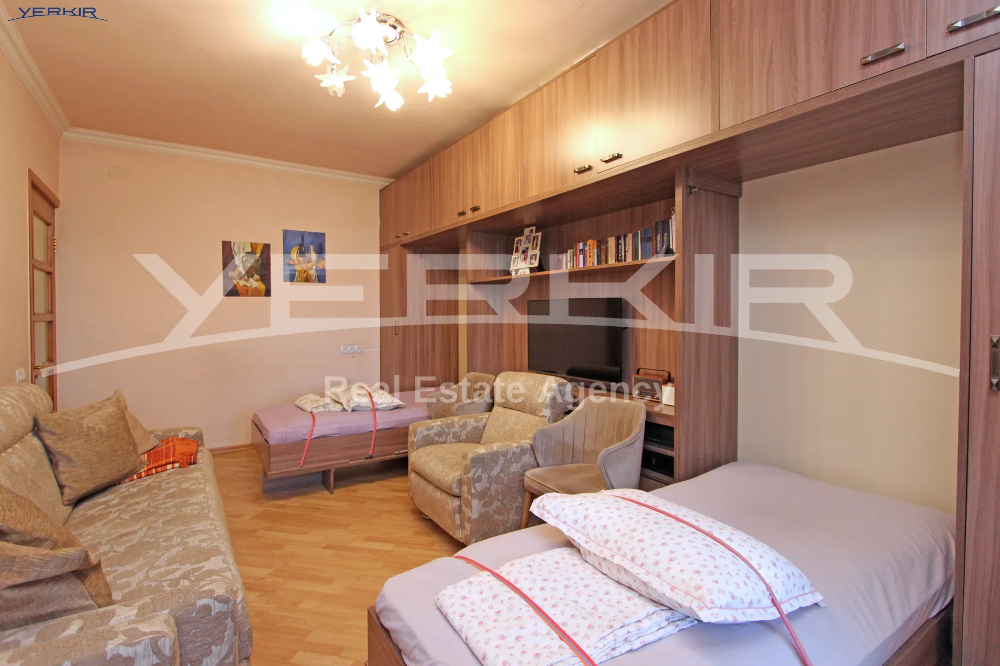 Apartments Code: 1+1842139