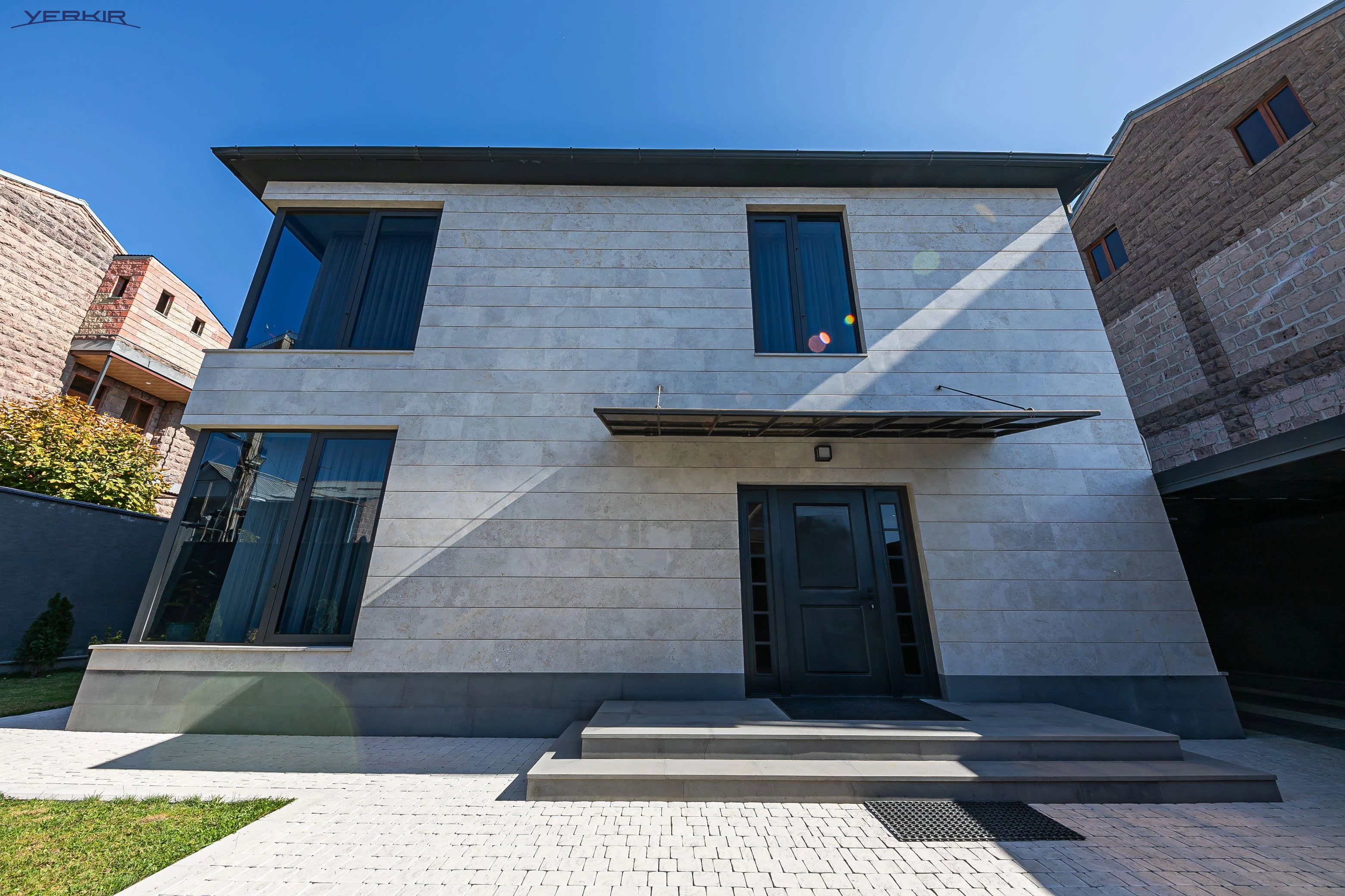 Houses Code: 9+520668