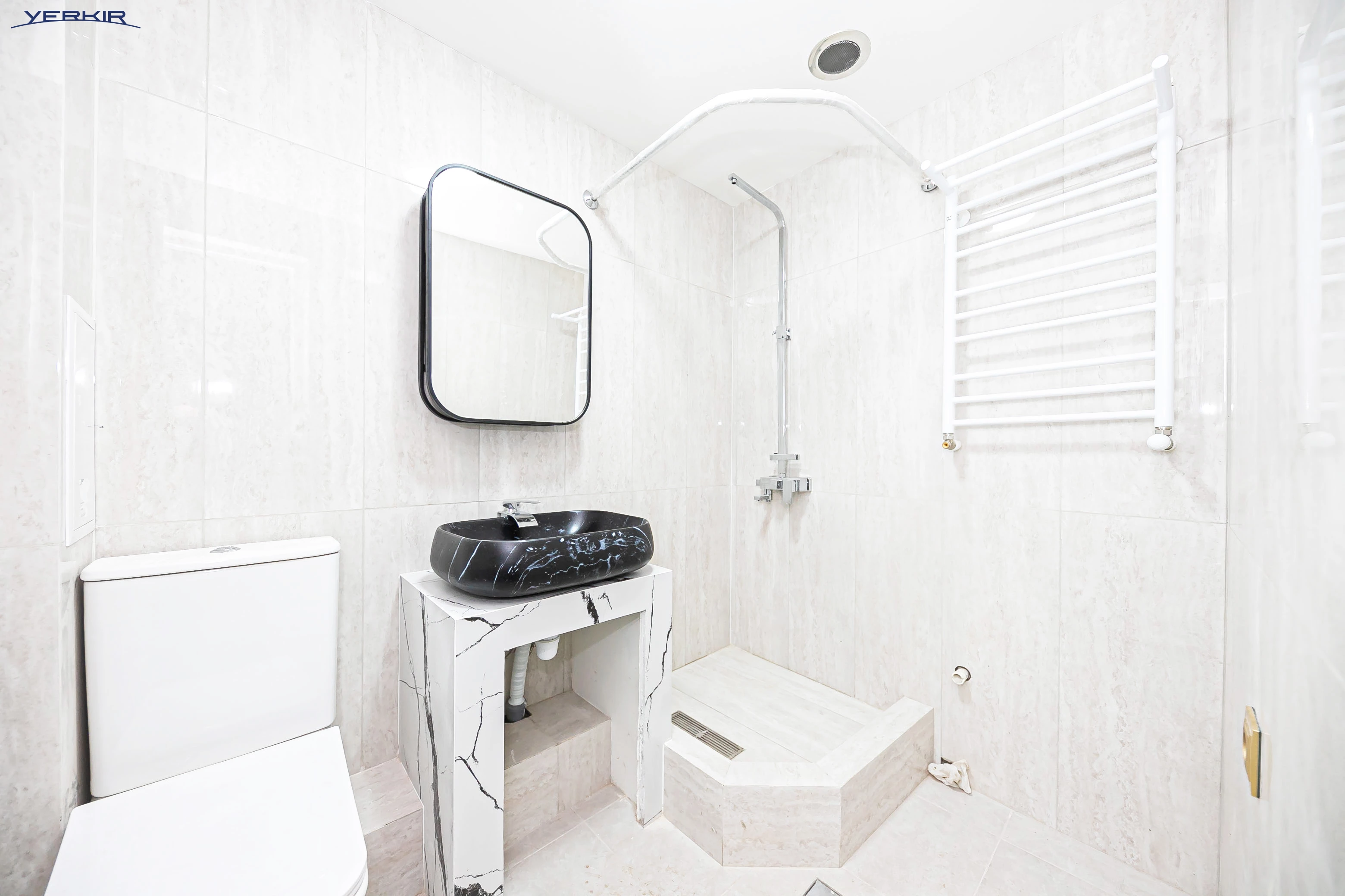 Բնակարաններ Կոդ` 10+420445