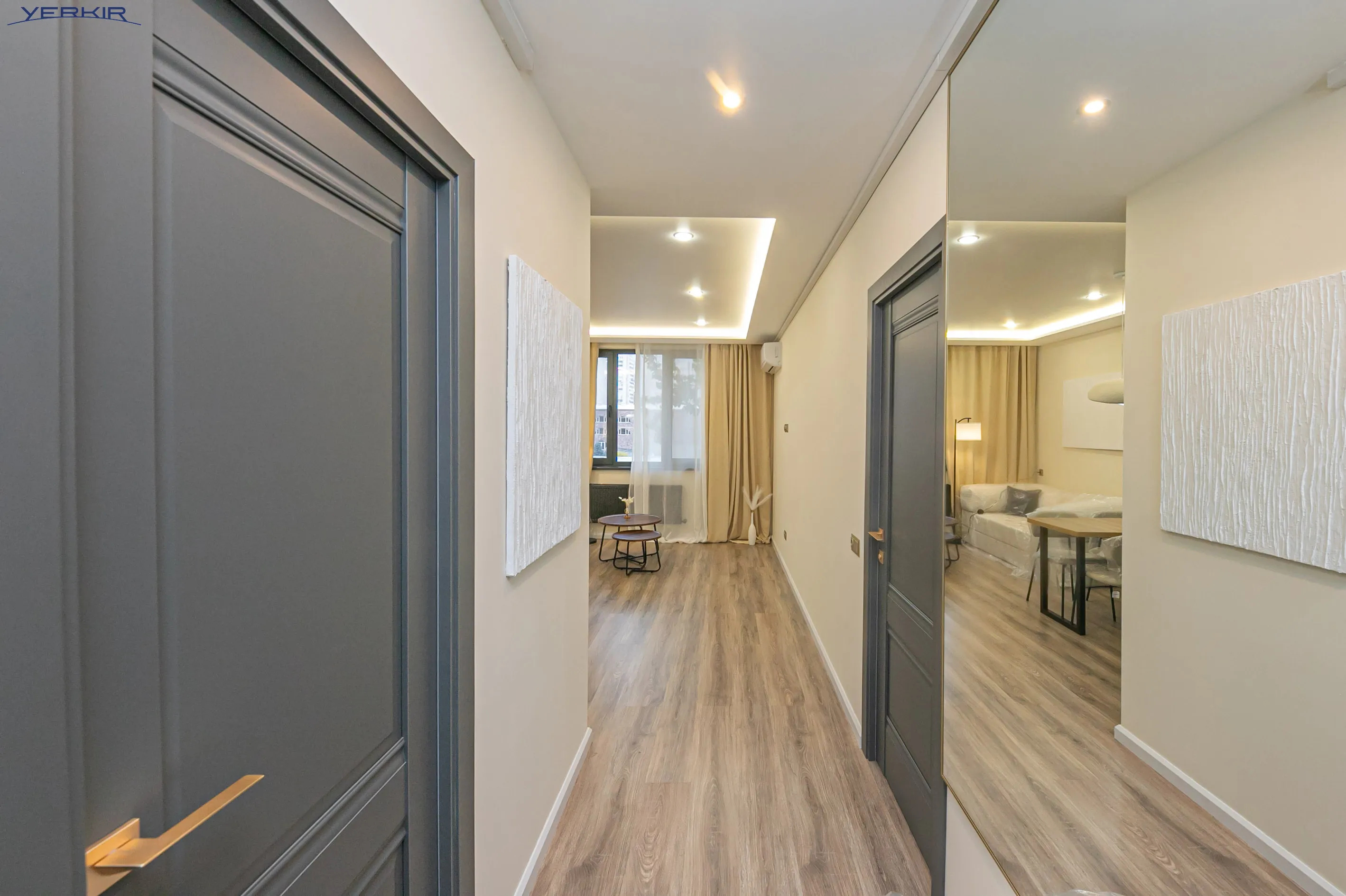 Apartments Code: 9+2953207