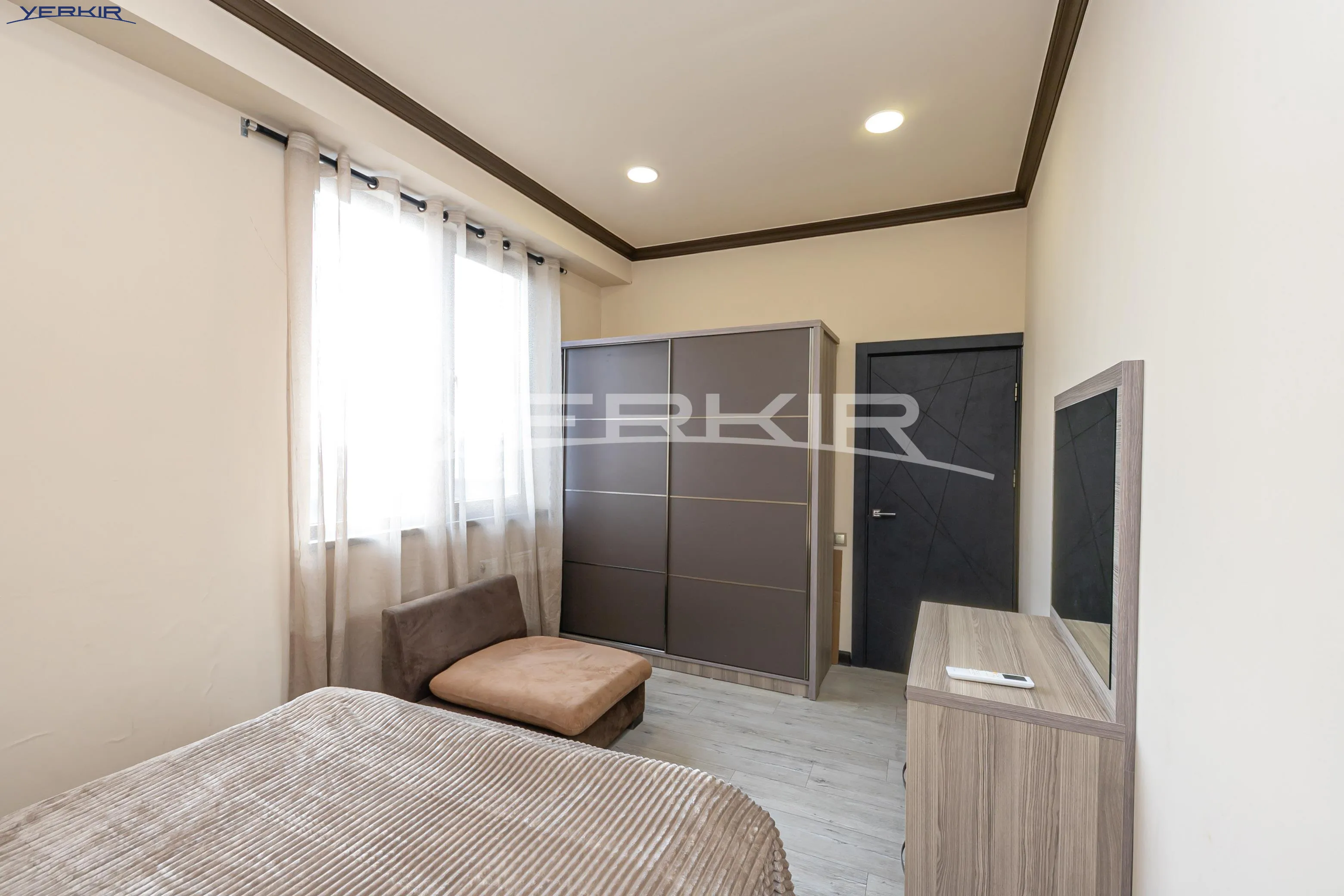 Квартиры Код 10+3701349