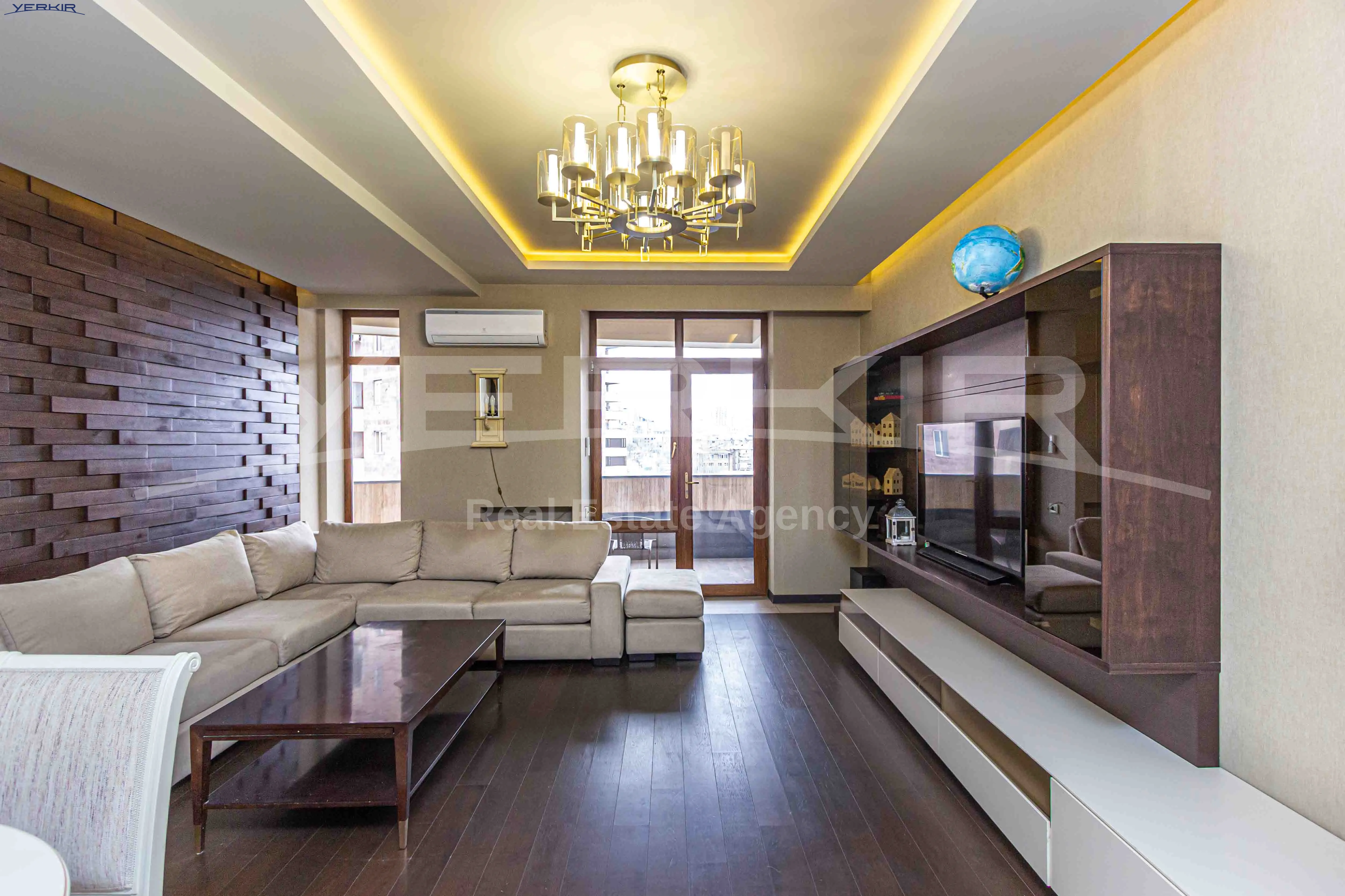 Apartments Code: 5+3508627