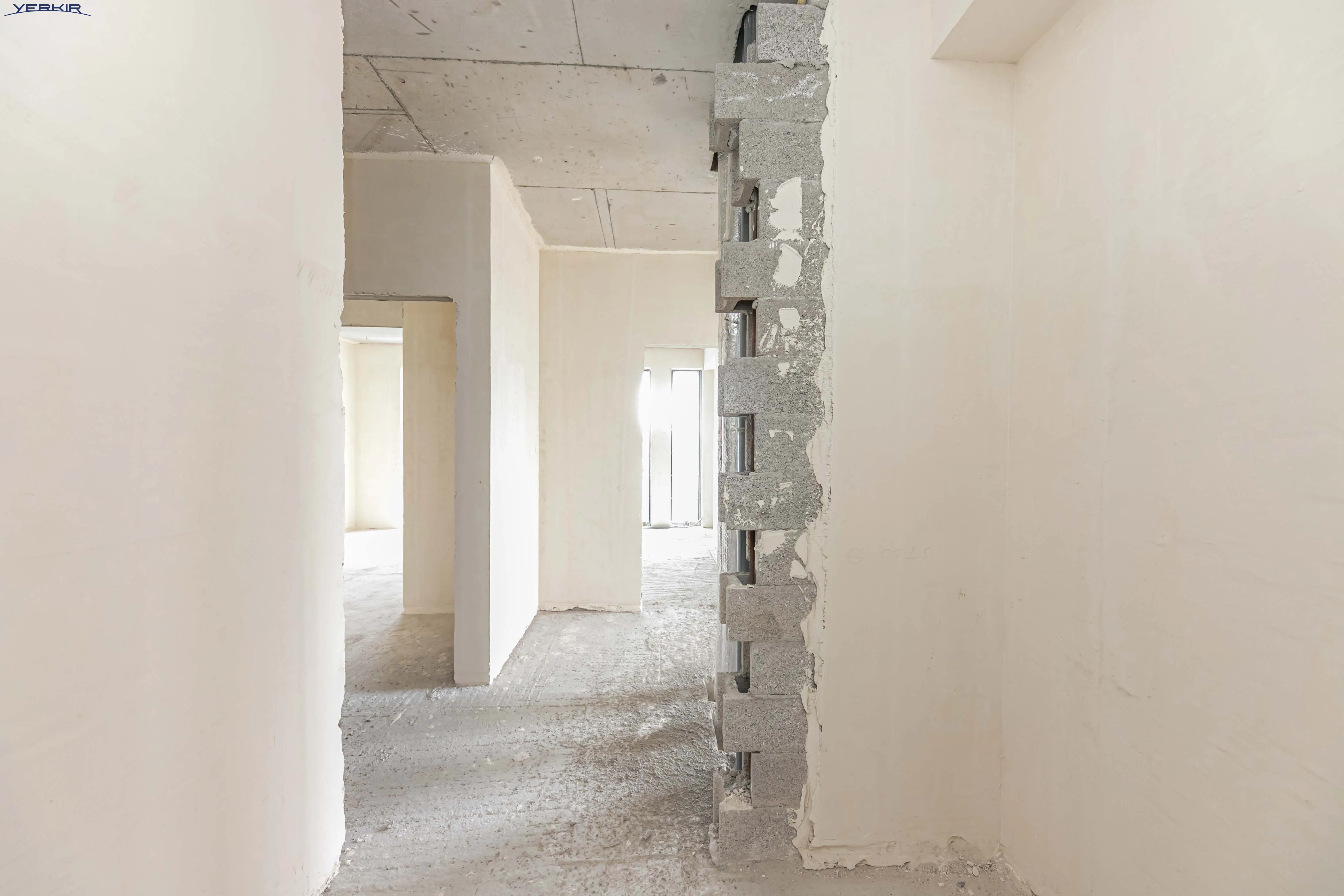 Apartments Code: 9+3545691