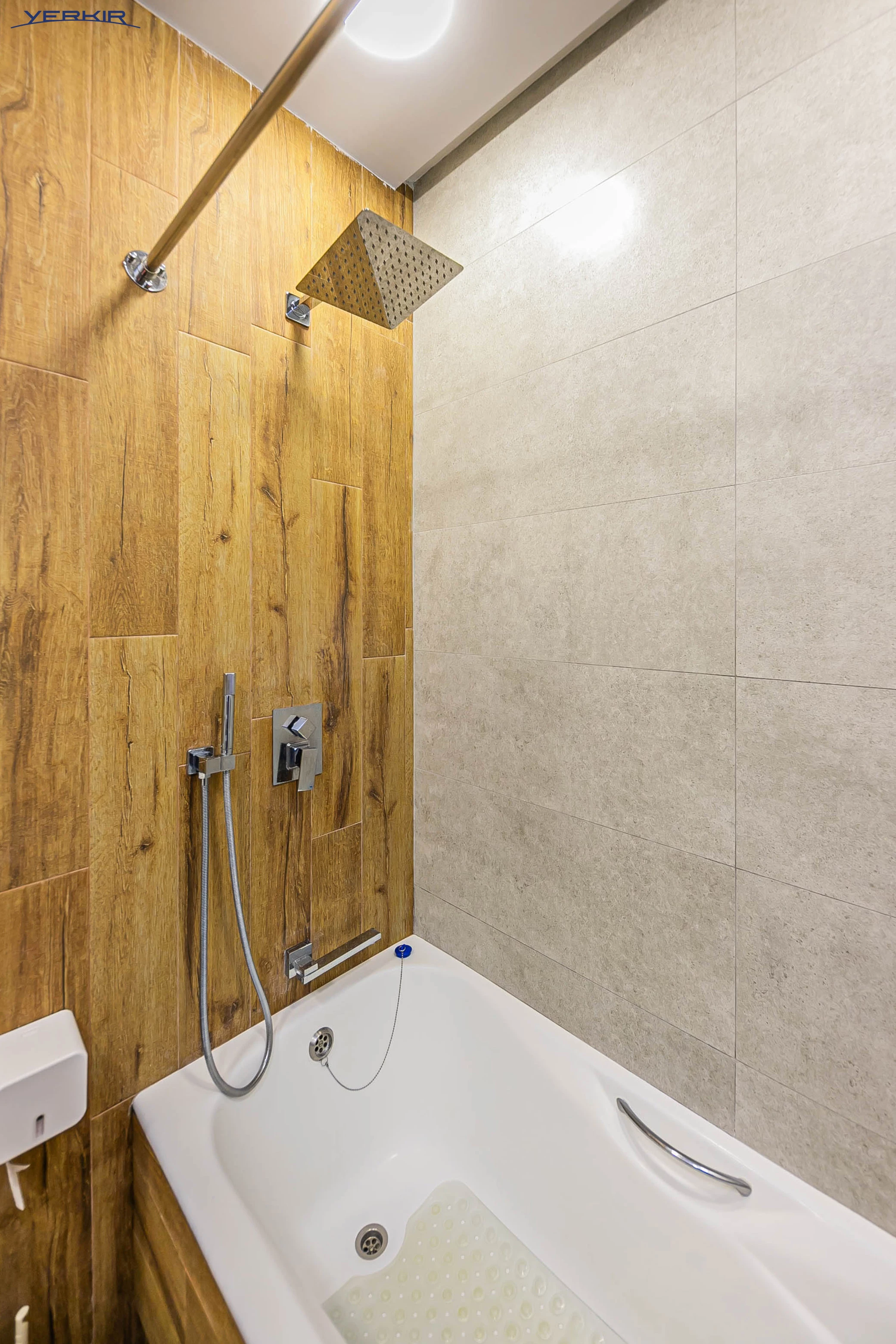 Apartments Code: 5+415188