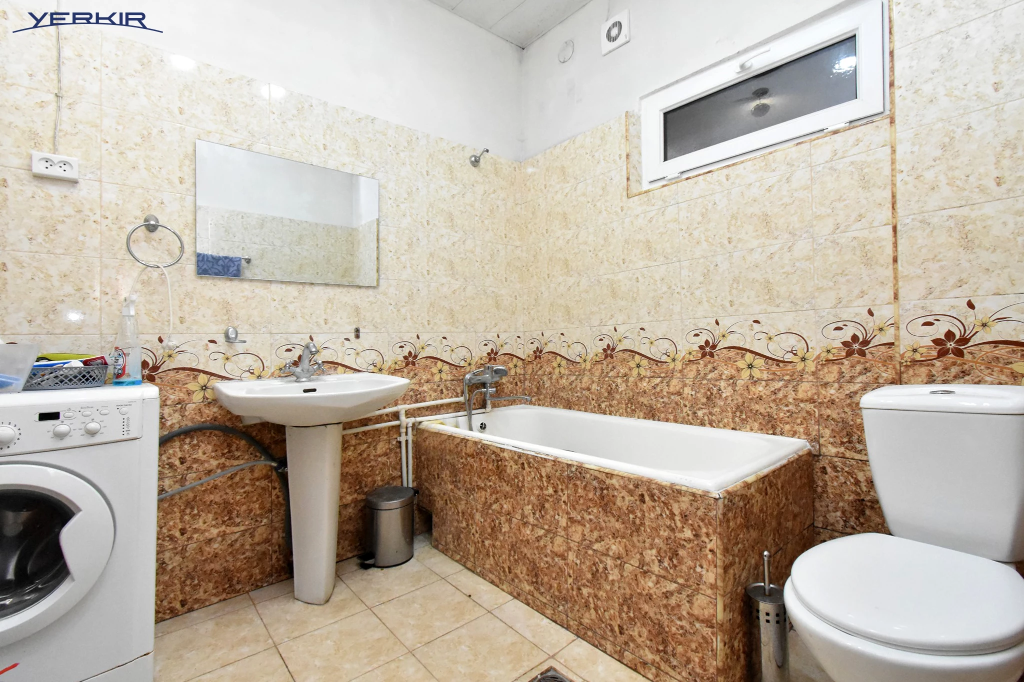 Առանձնատներ Կոդ` 3+521195