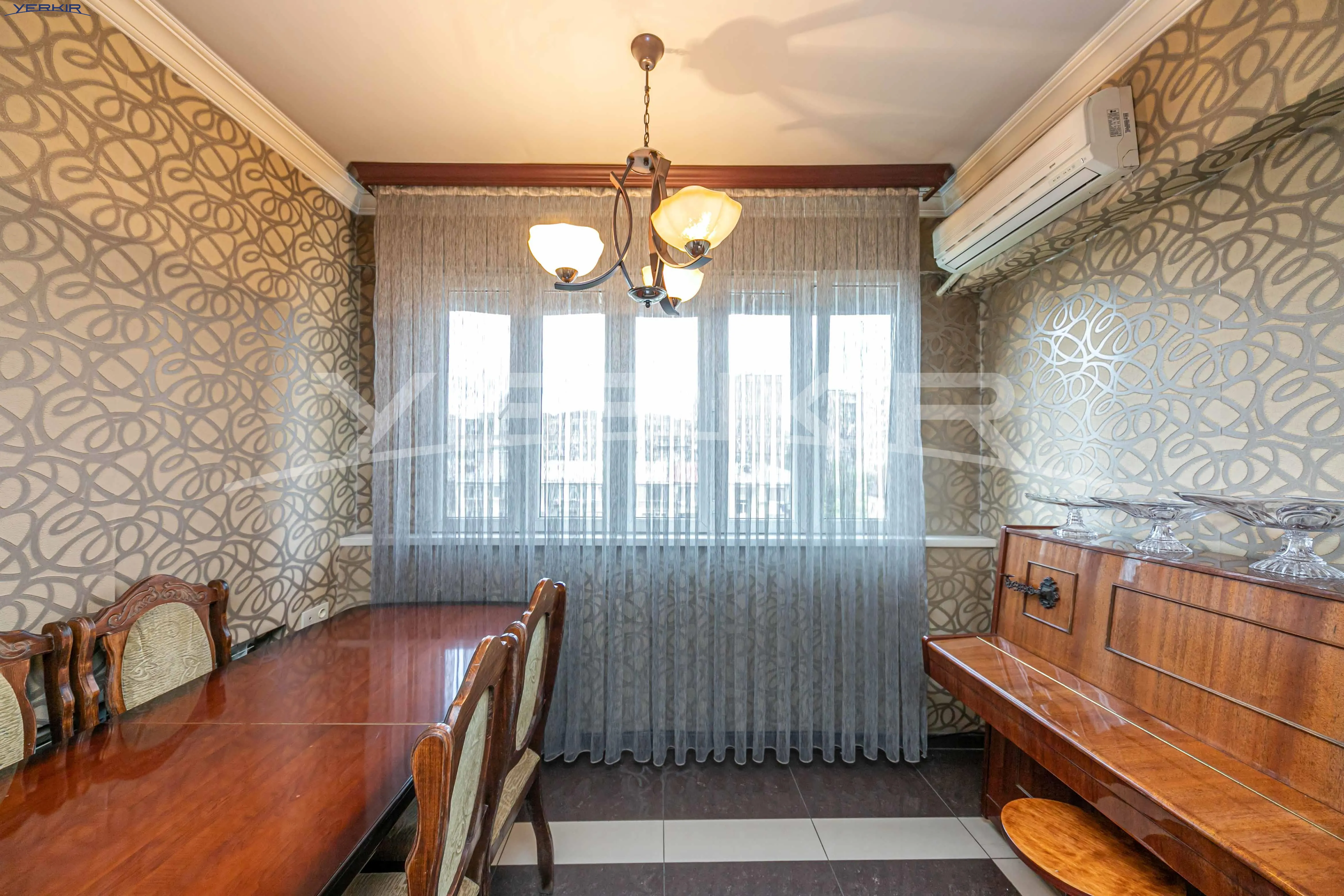 Apartments Code: 10+3632424
