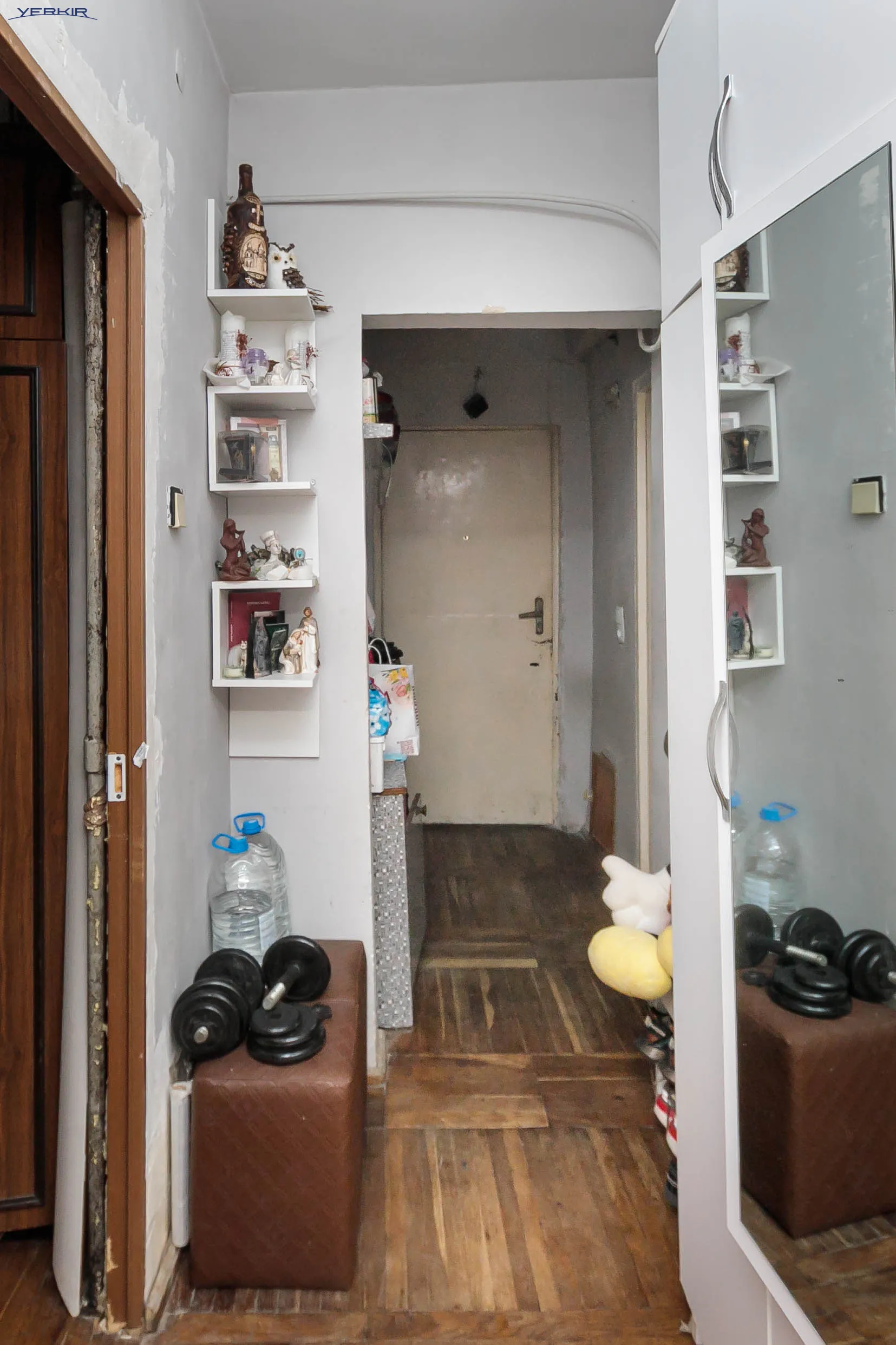 Բնակարաններ Կոդ` 9+2561538