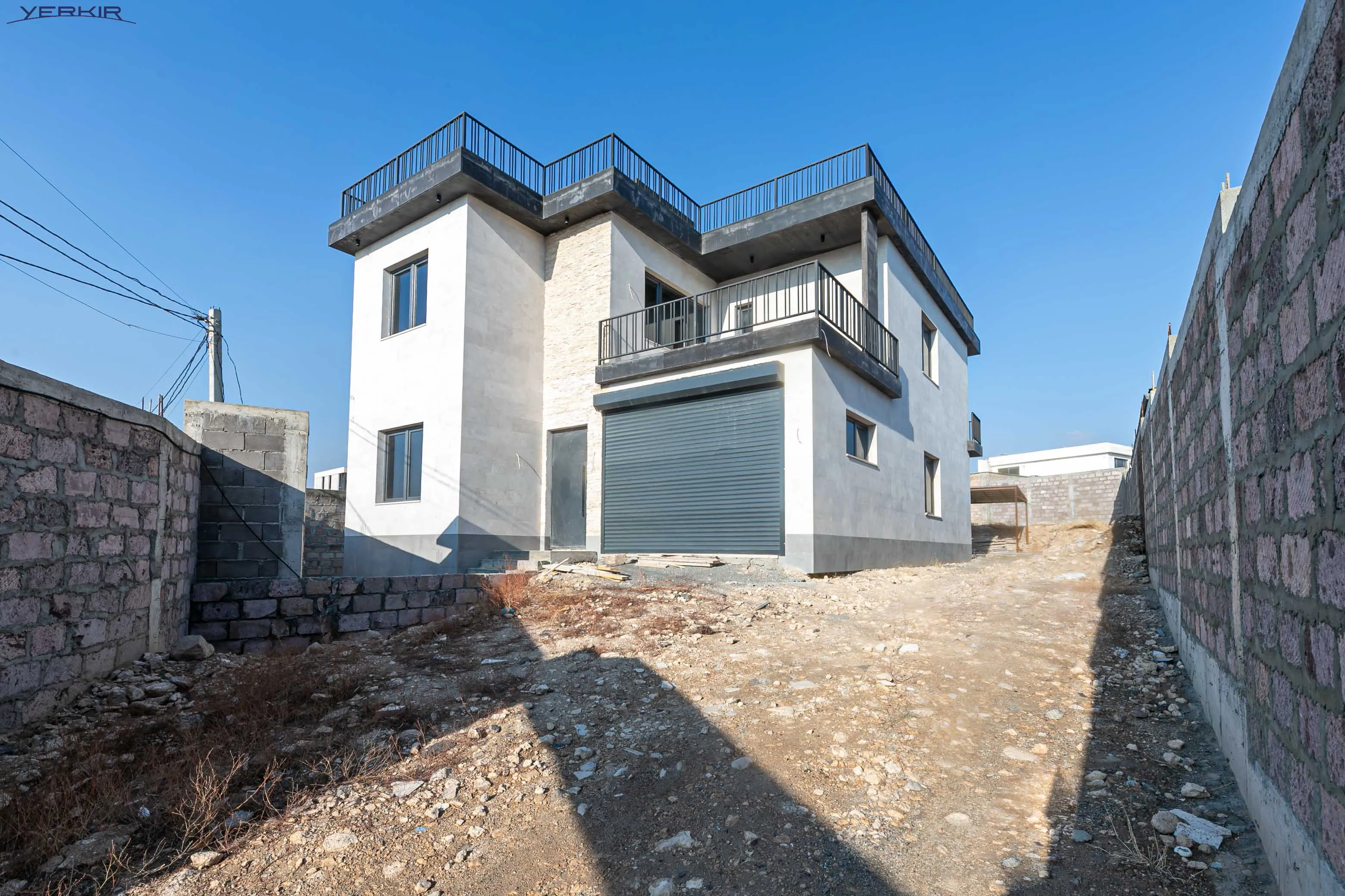 Առանձնատներ Կոդ` 9+5126527