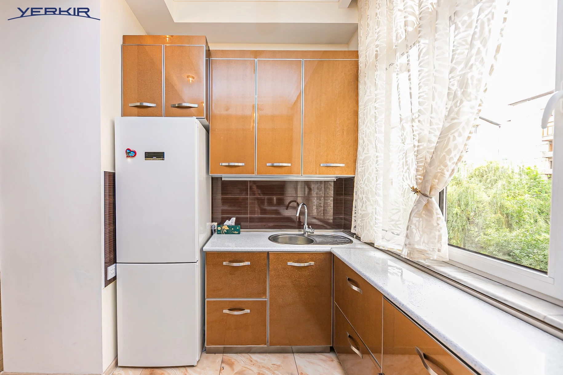 Apartments Code: 5+418984