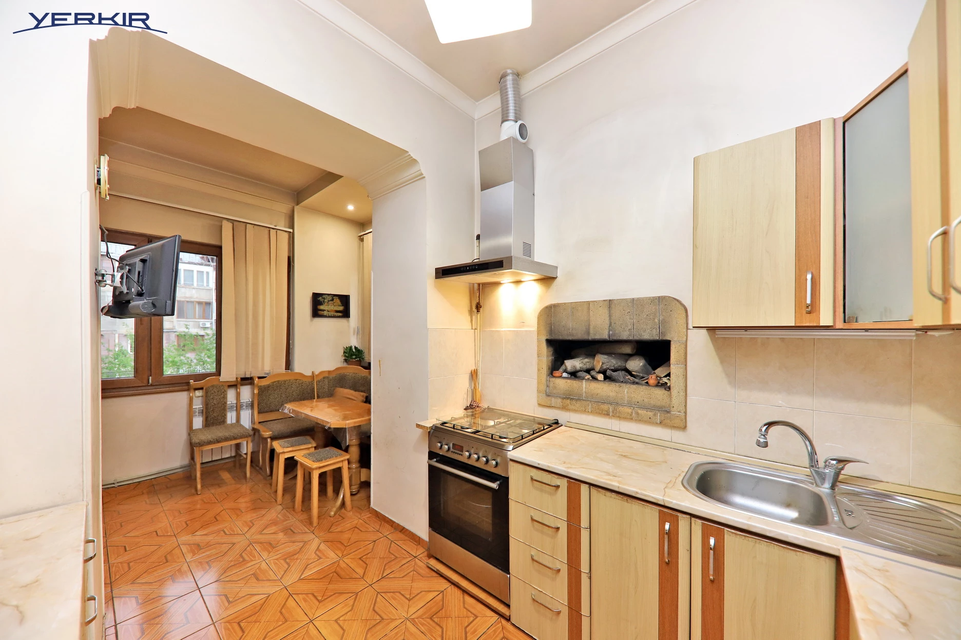 Բնակարաններ Կոդ` 10+318247