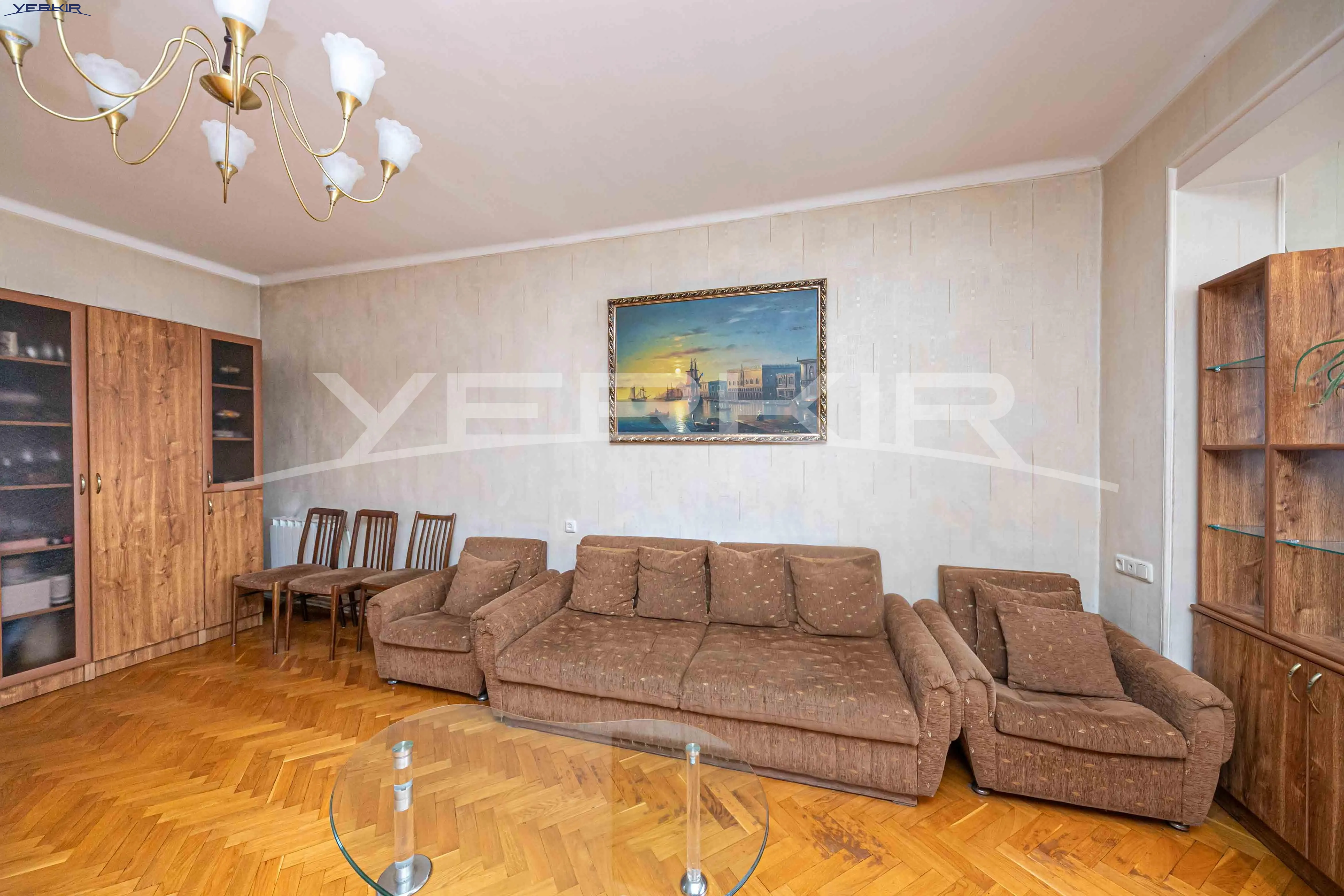 Apartments Code: 10+3472639