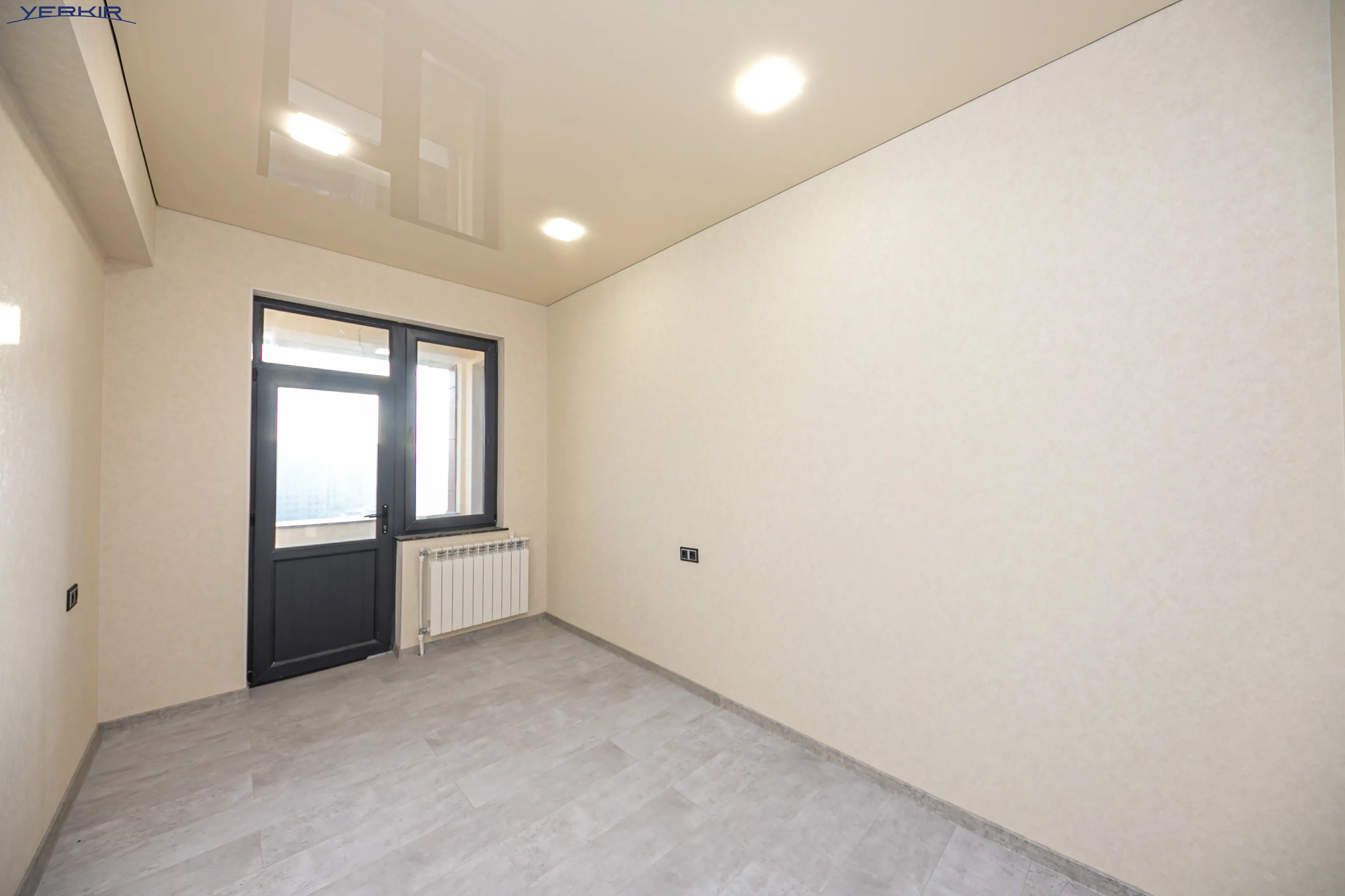 Apartments Code: 9+2676415