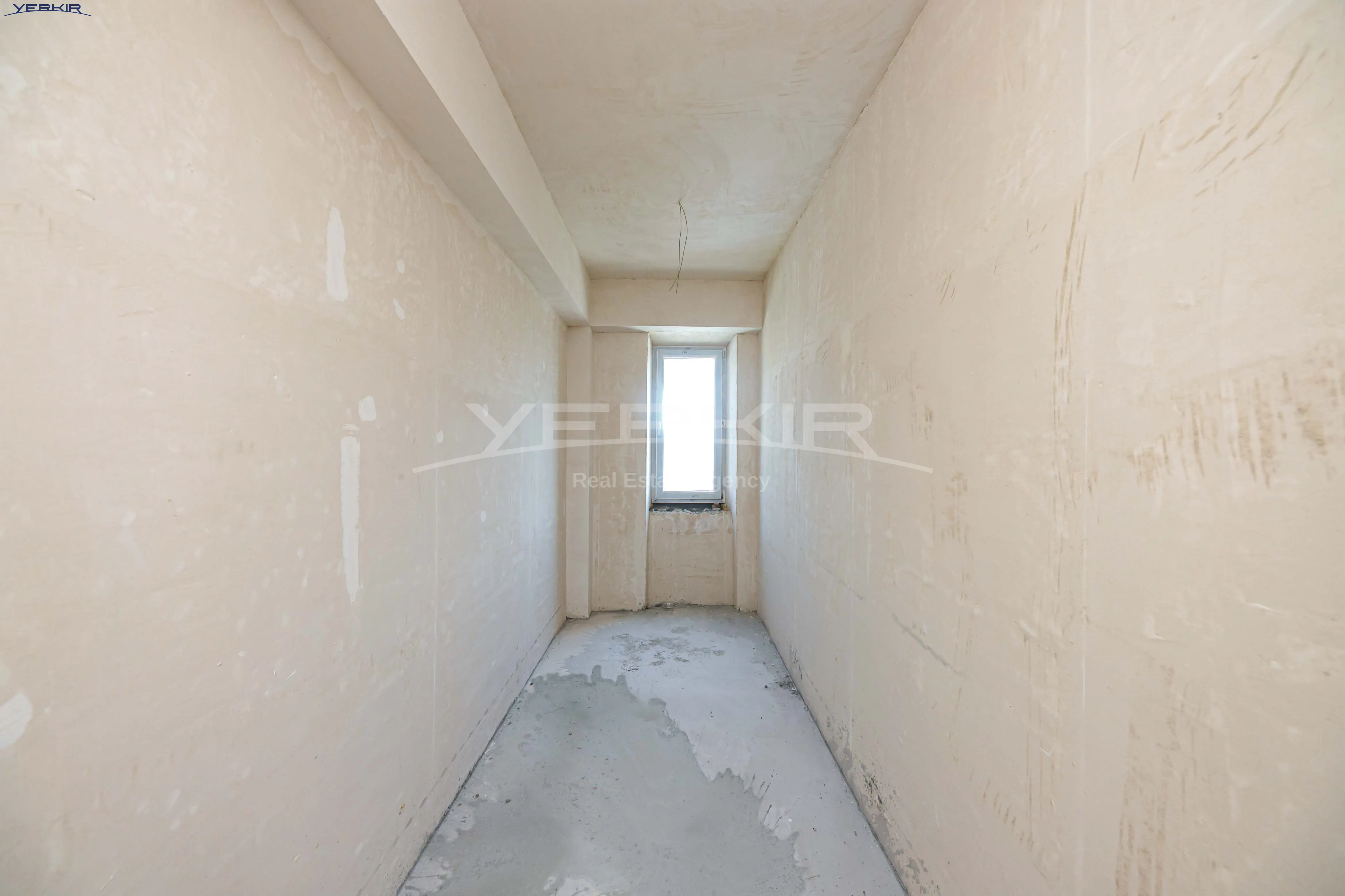 Apartments Code: 7+3818371