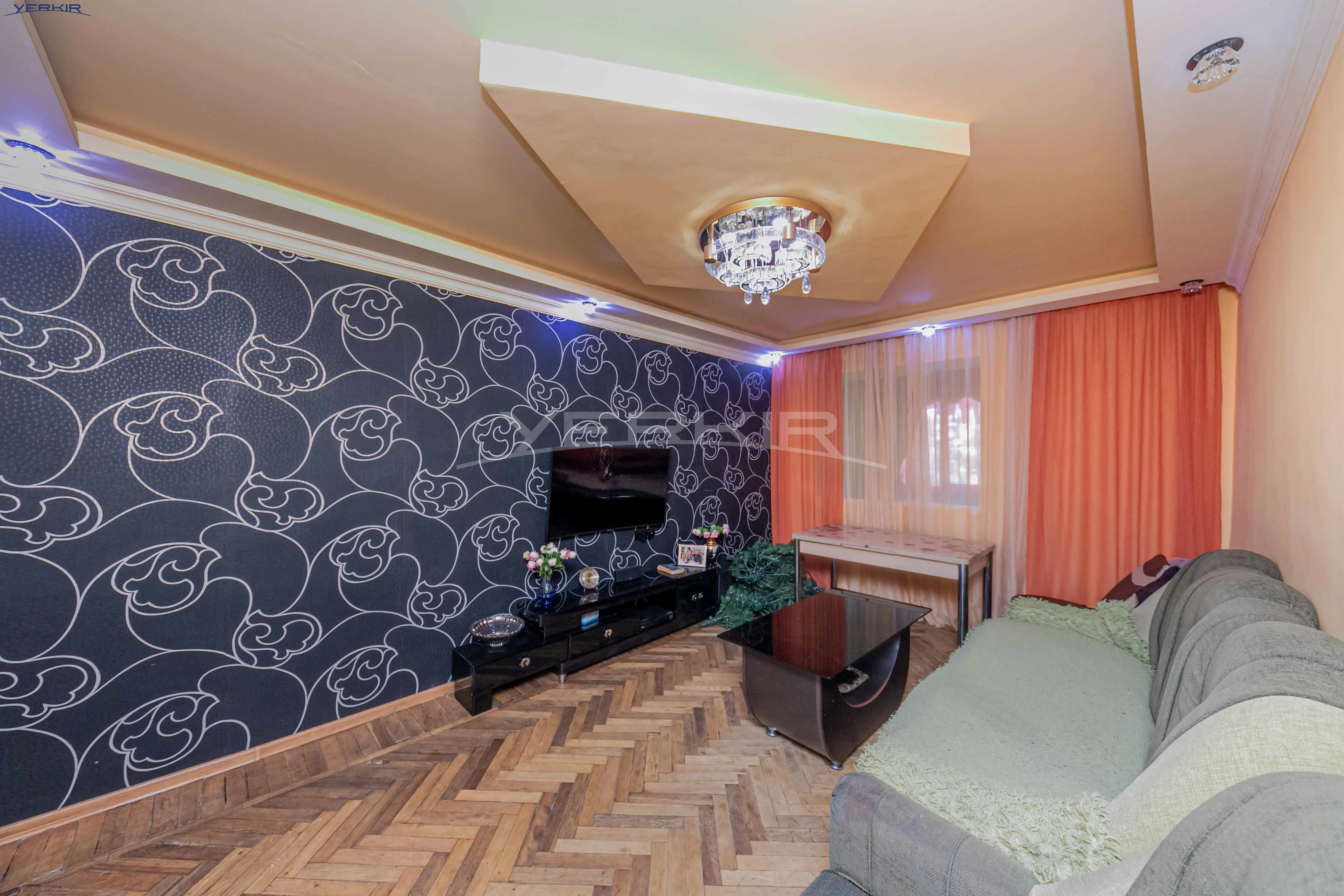 Բնակարաններ Կոդ` 9+2453509
