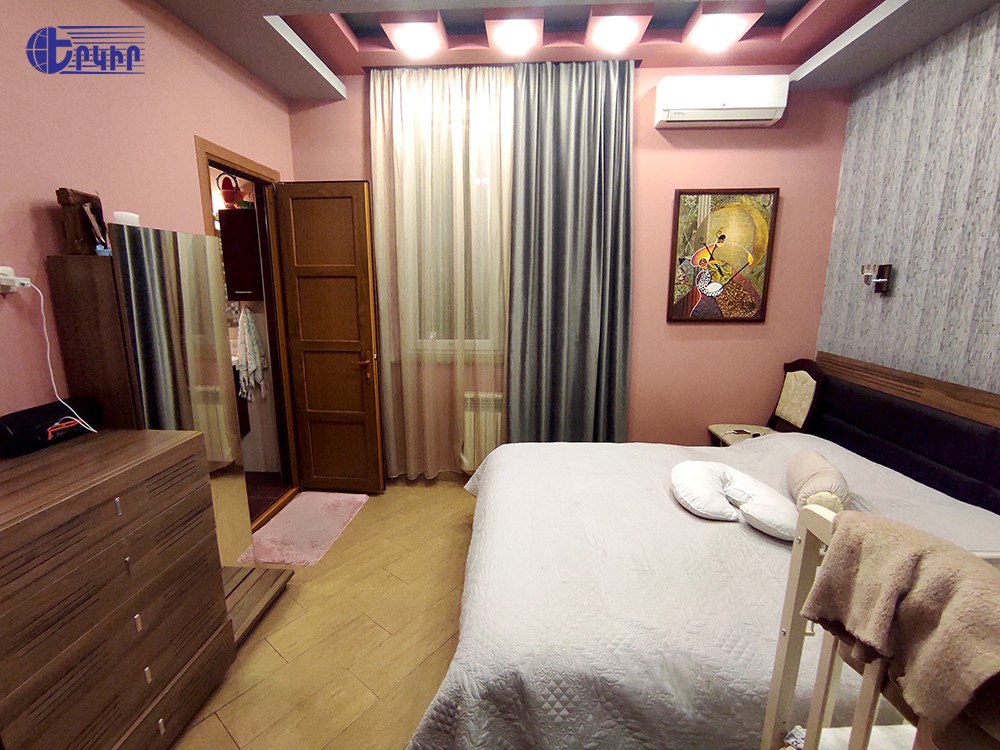 Apartments Code: 10+300037