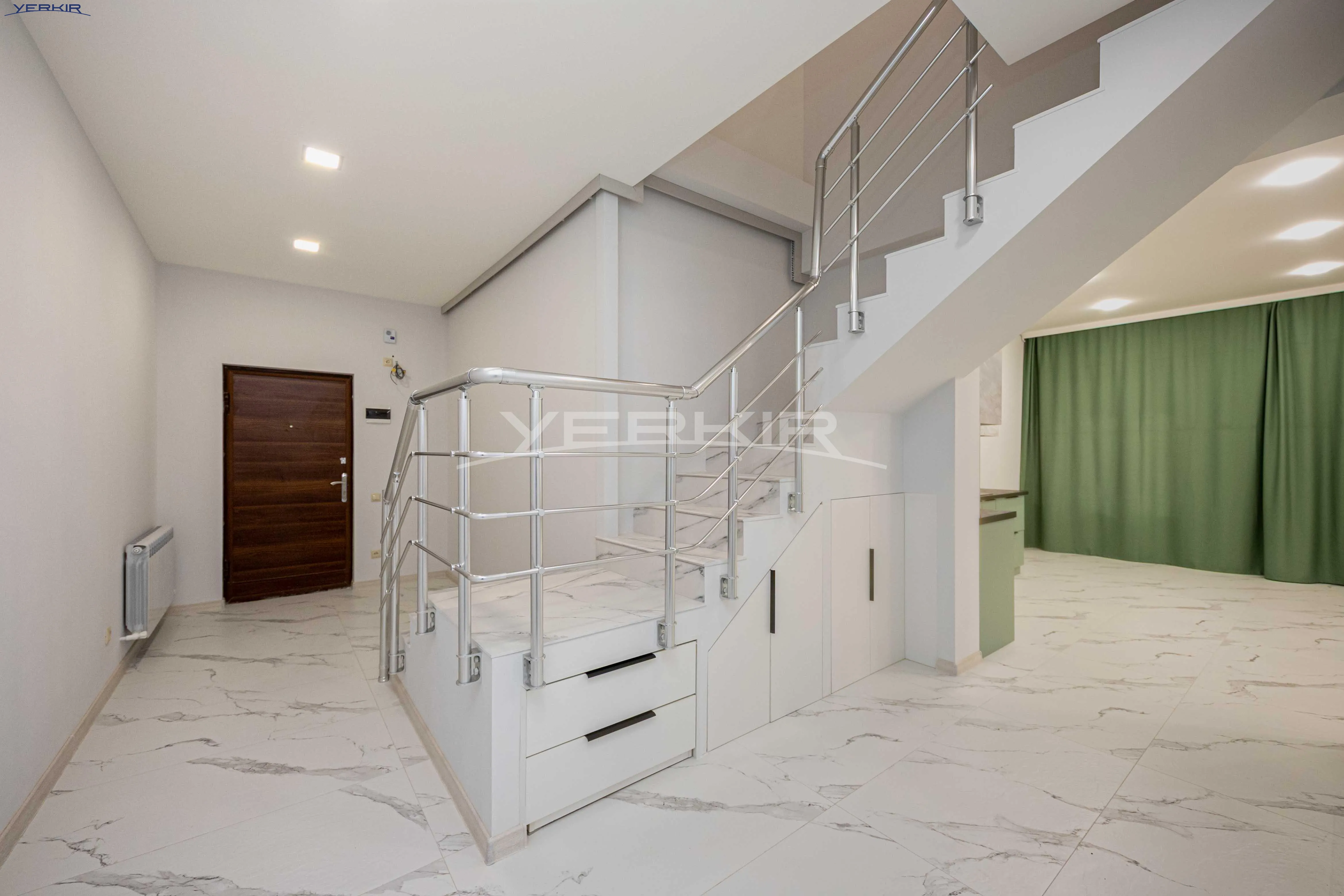 Apartments Code: 10+4978299