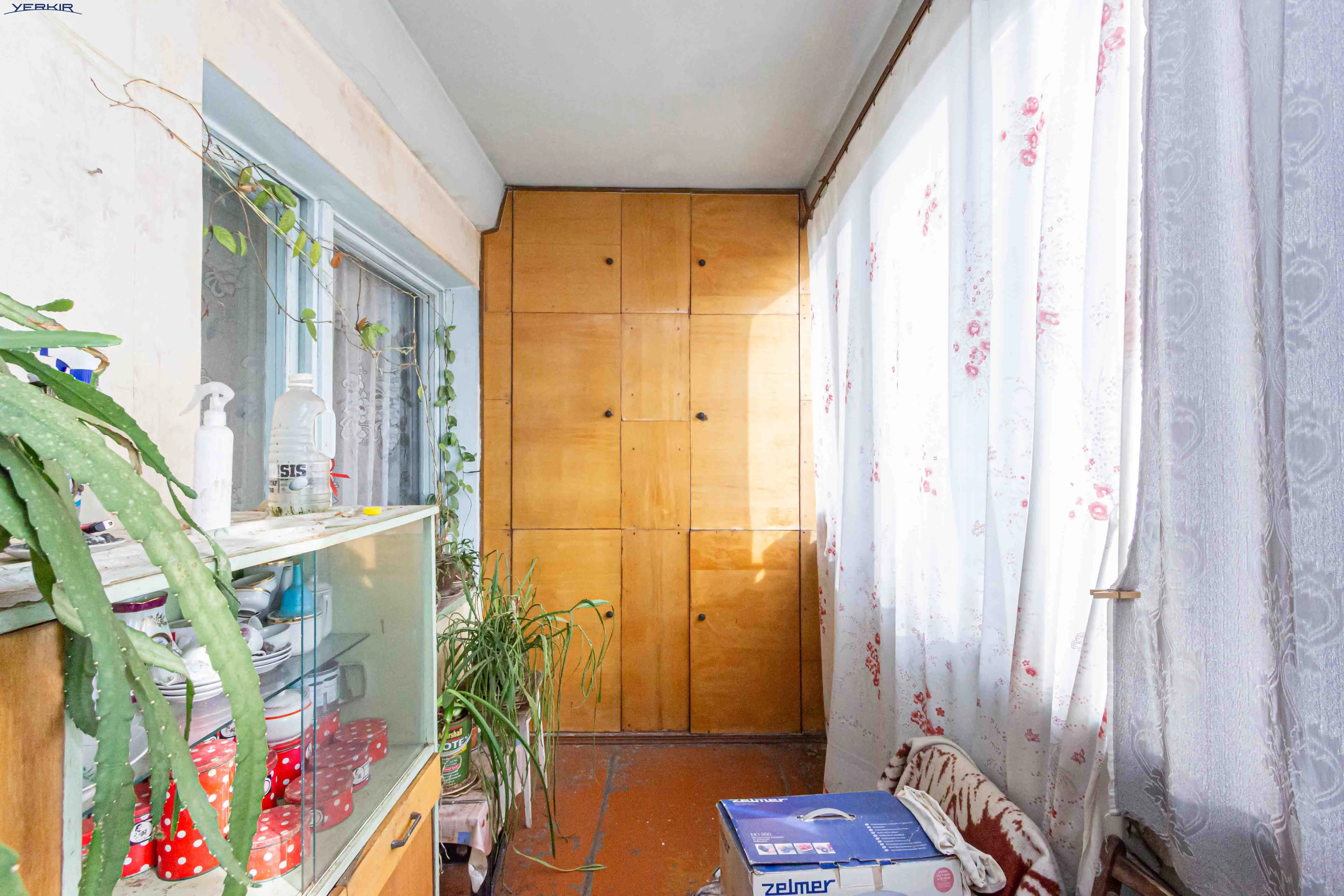 Apartments Code: 9+3346291