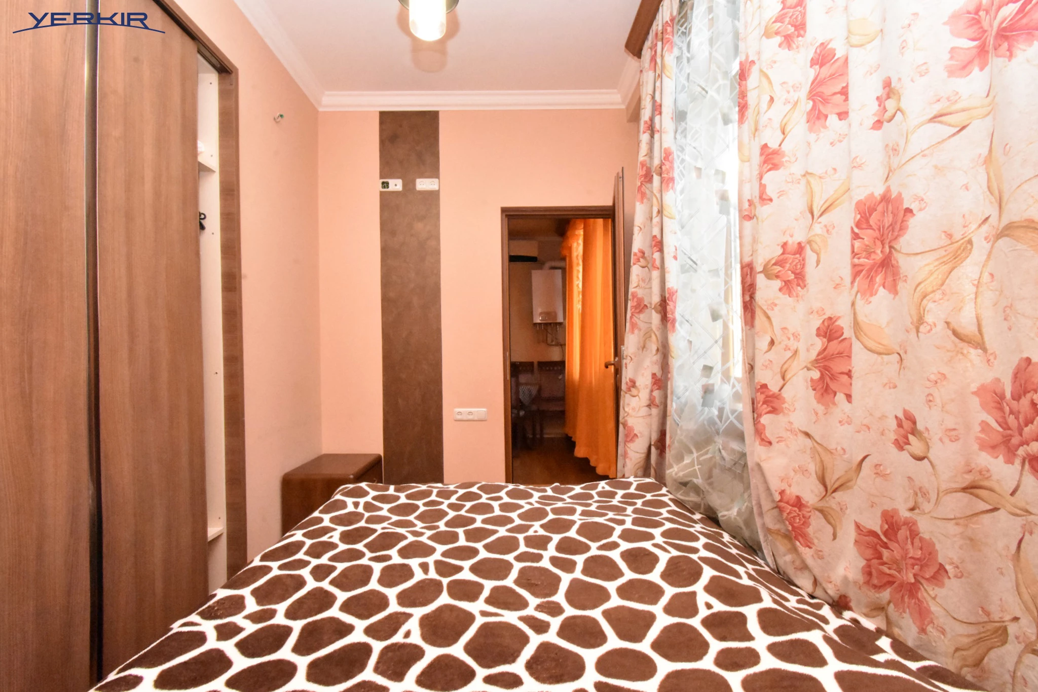 Apartments Code: 5+220703