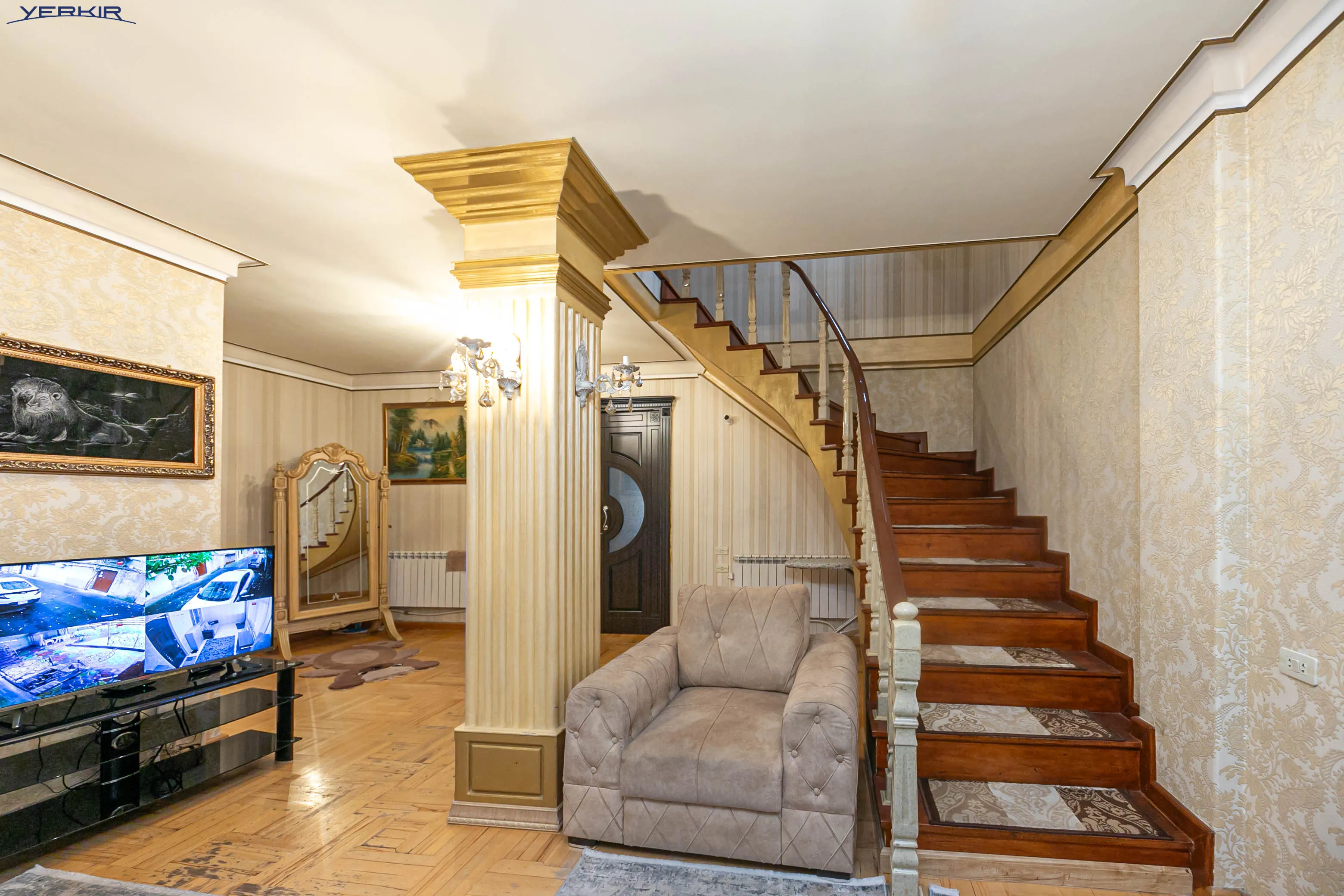 Houses Code: 9+5176260