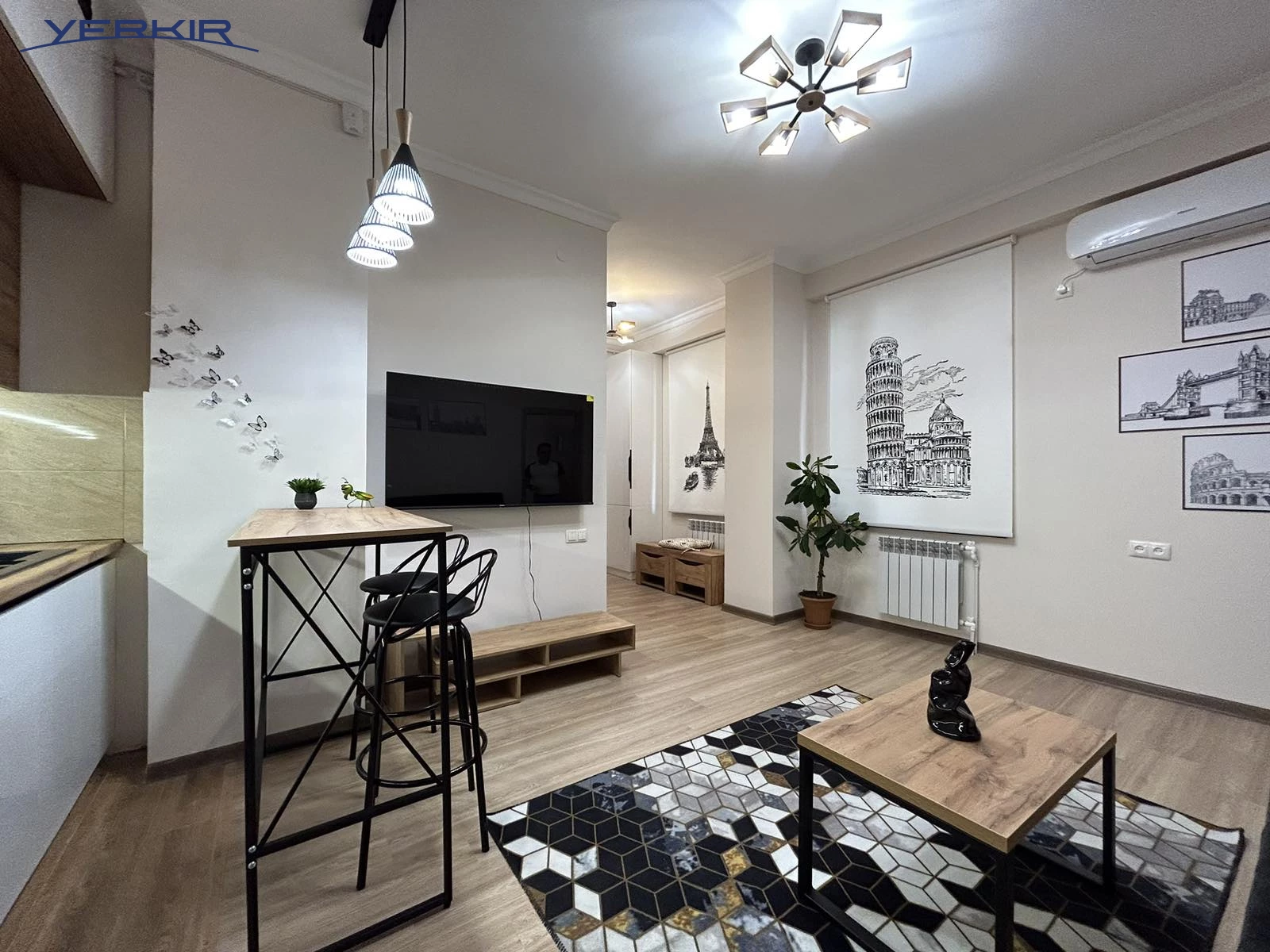 Apartments Code: 5+113140