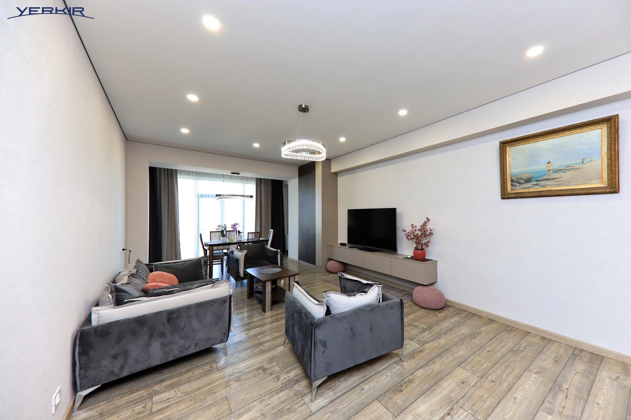 Apartments Code: 9+4161020