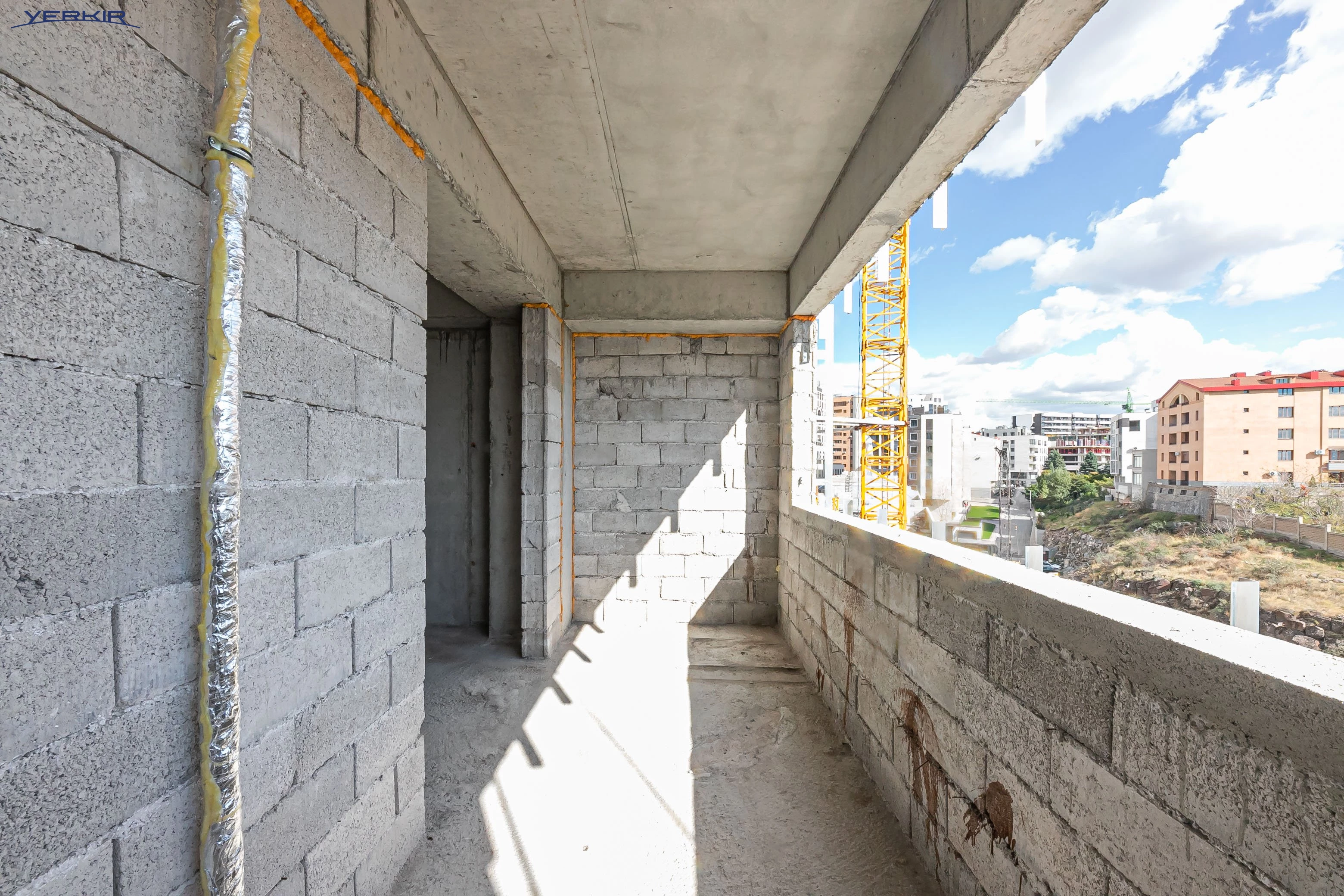 Apartments Code: 2+2966072