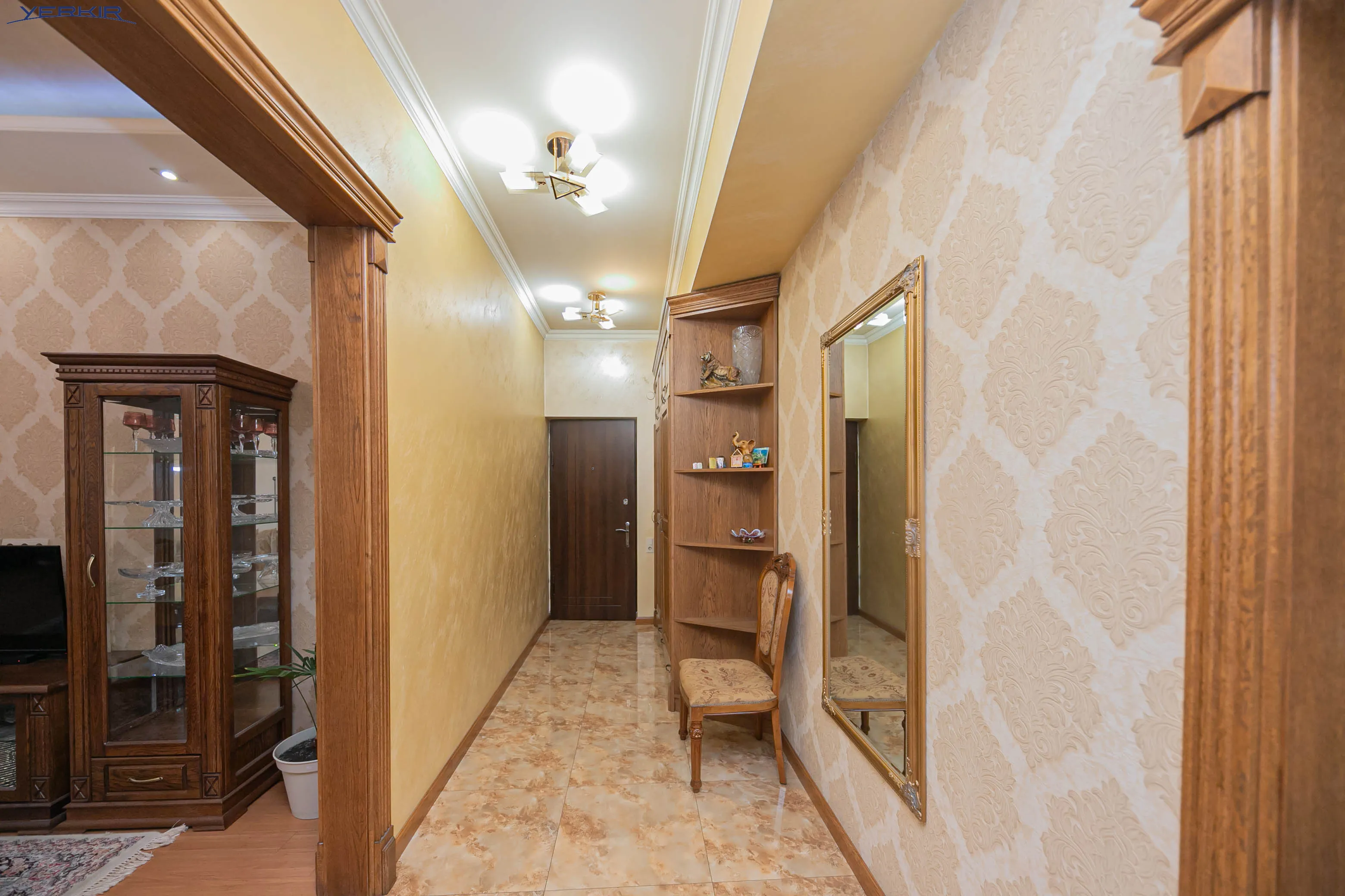 Բնակարաններ Կոդ` 10+3471951