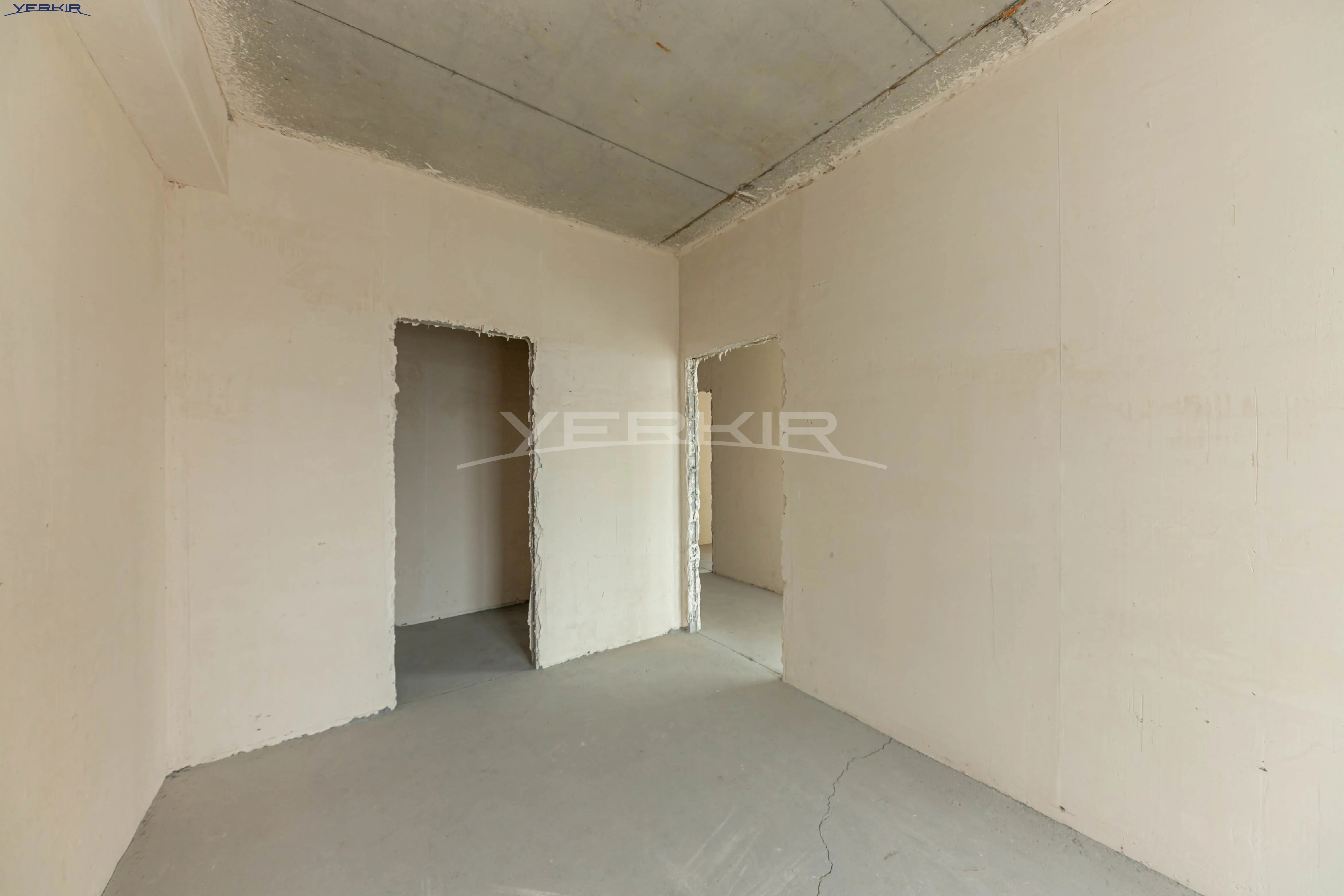 Apartments Code: 9+3524884