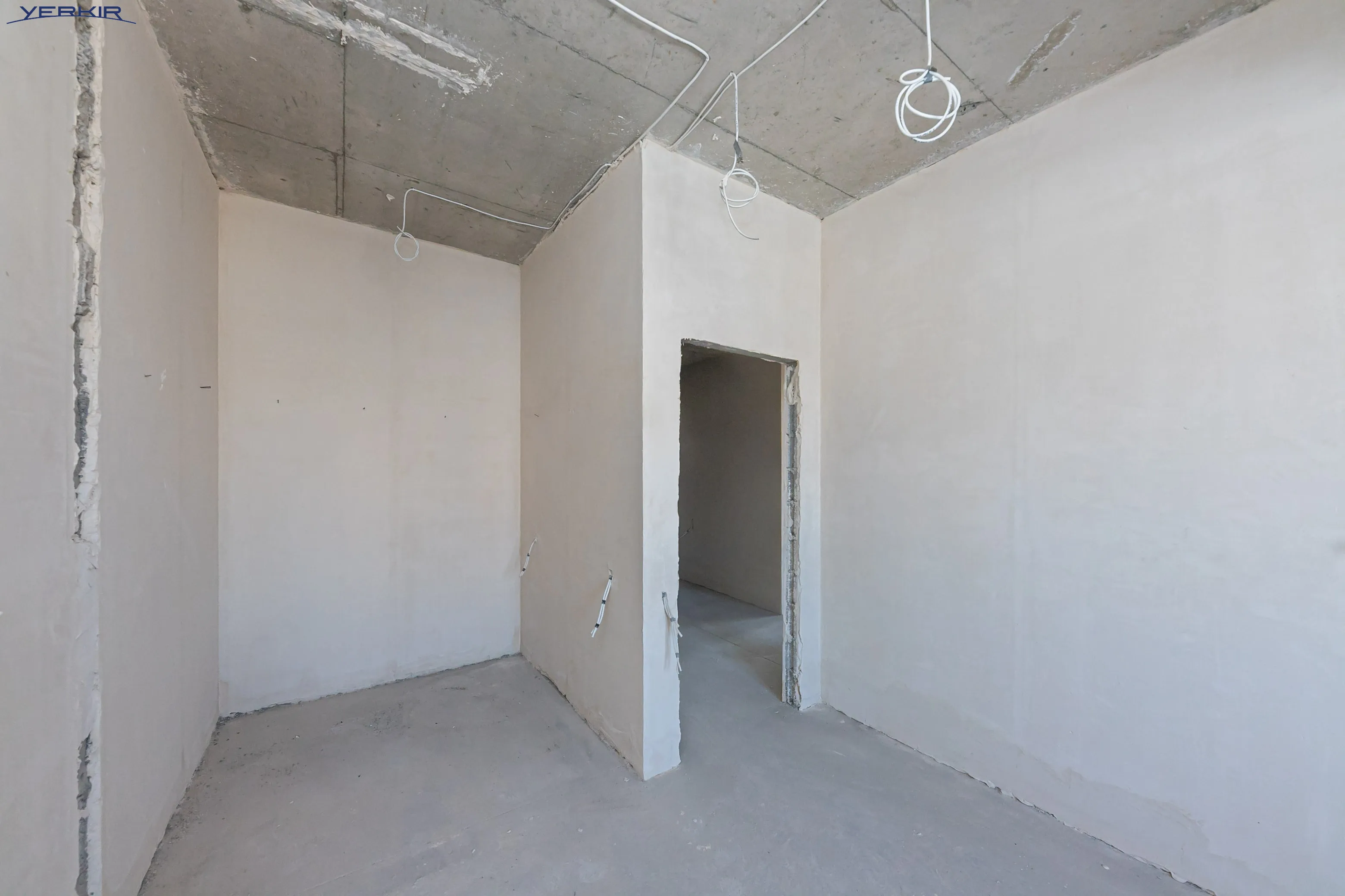 Apartments Code: 9+3515972