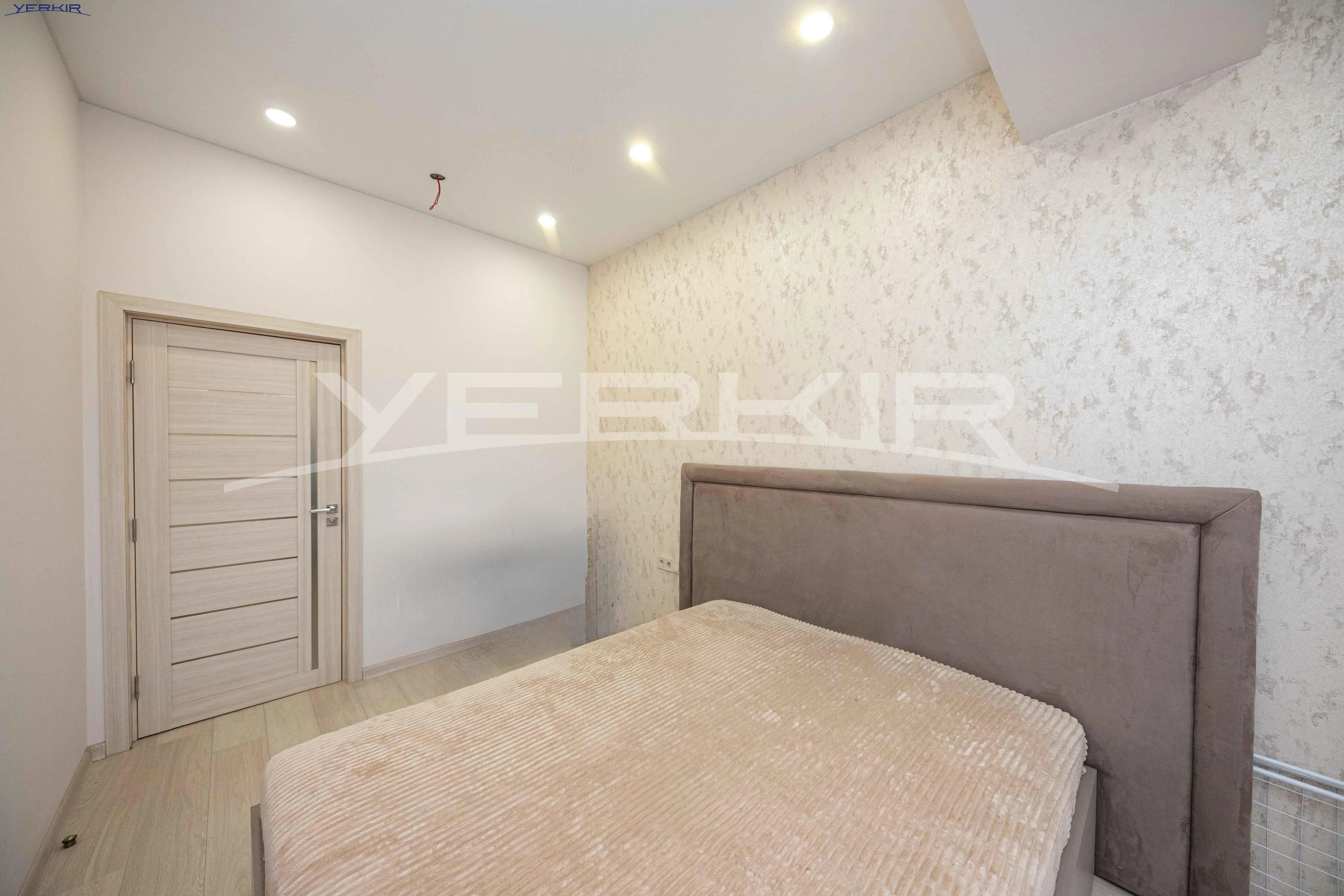 Apartments Code: 10+3988285