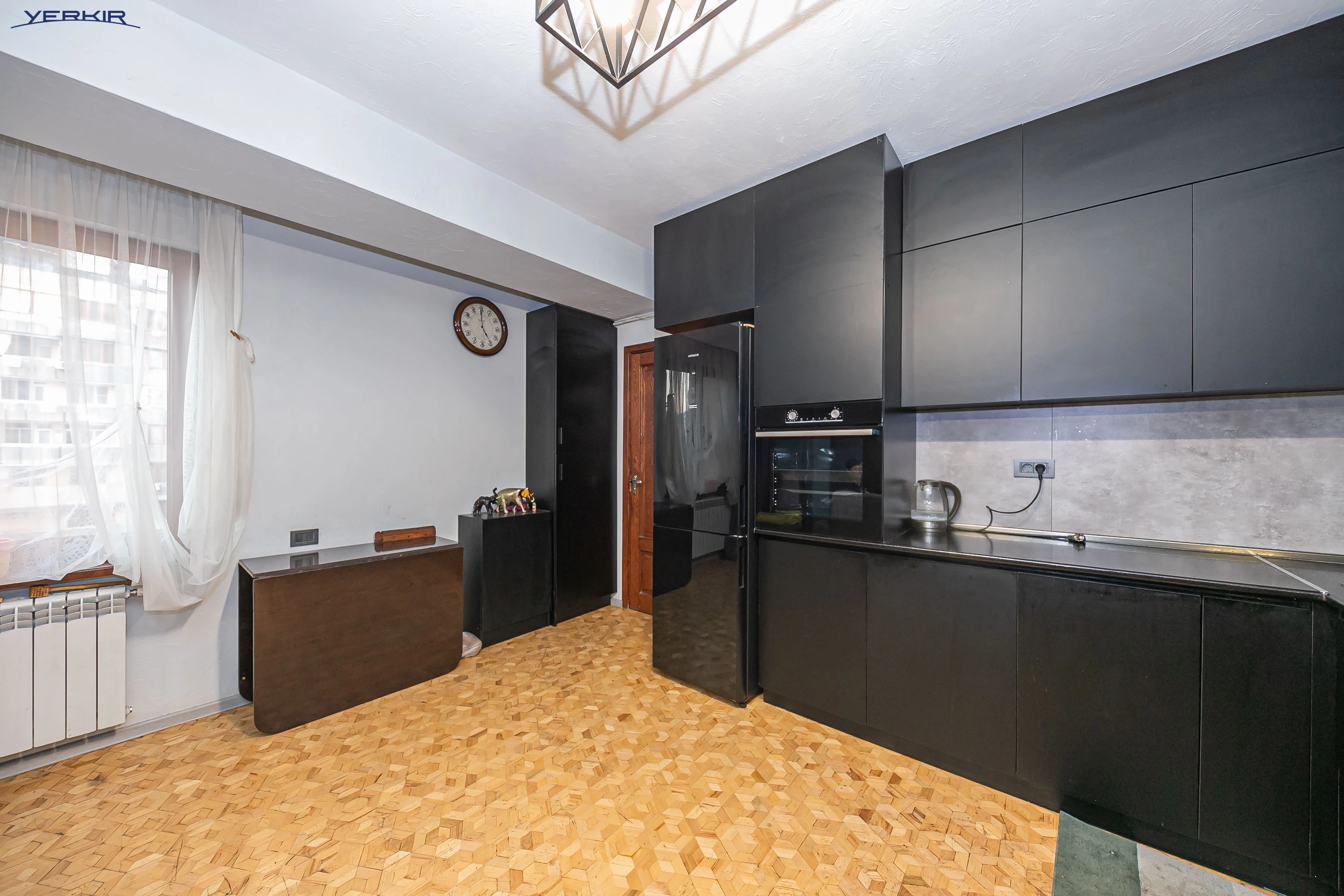 Apartments Code: 10+321371
