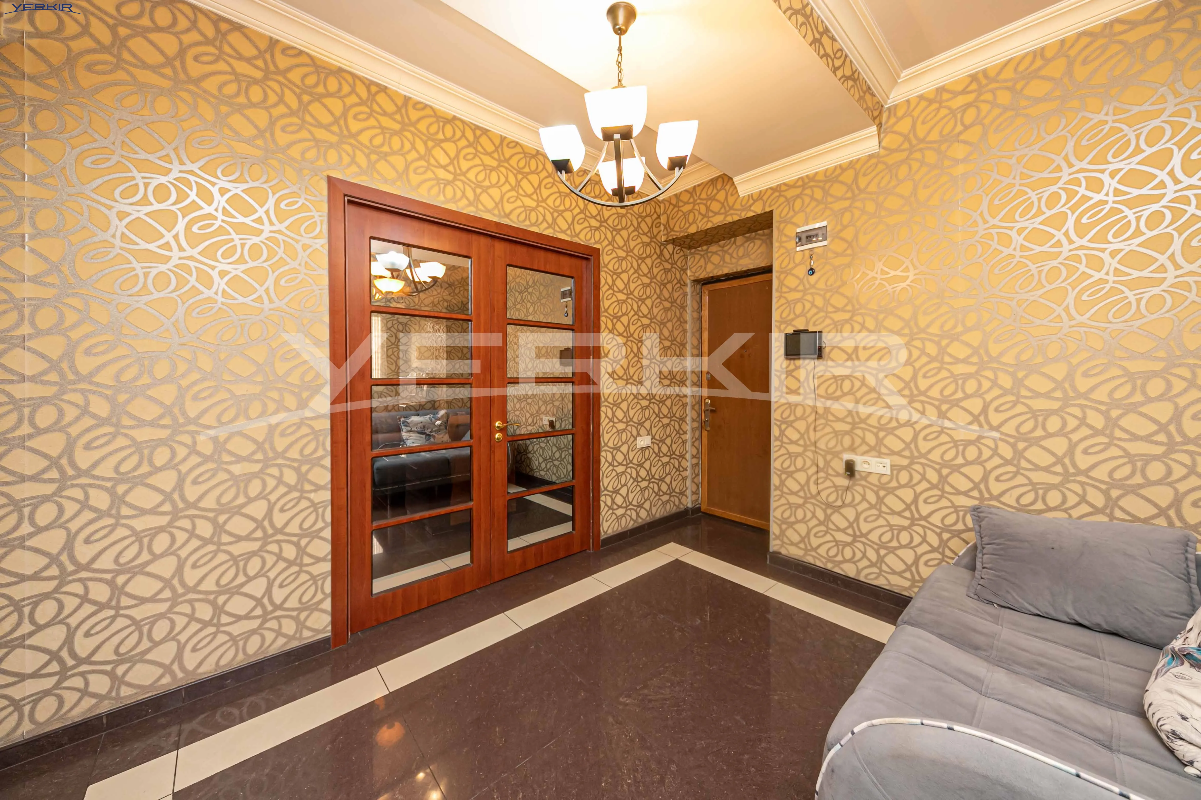 Apartments Code: 10+3632424