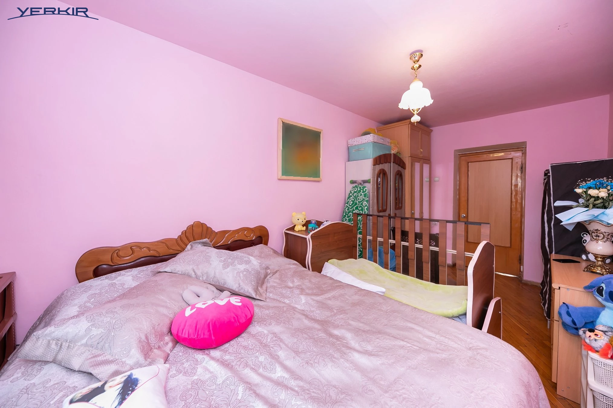 Apartments Code: 9+219419