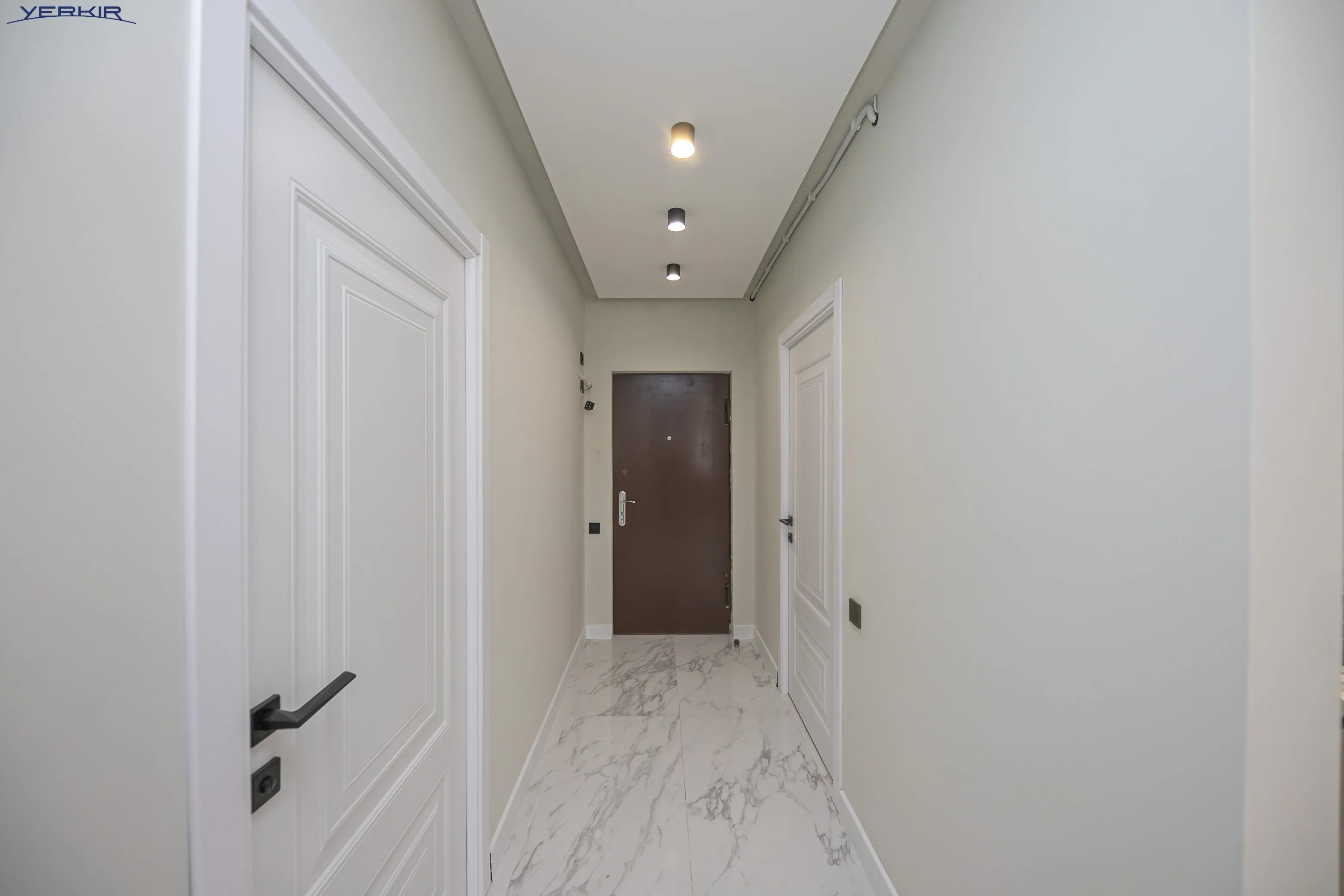 Բնակարաններ Կոդ` 5+1677608