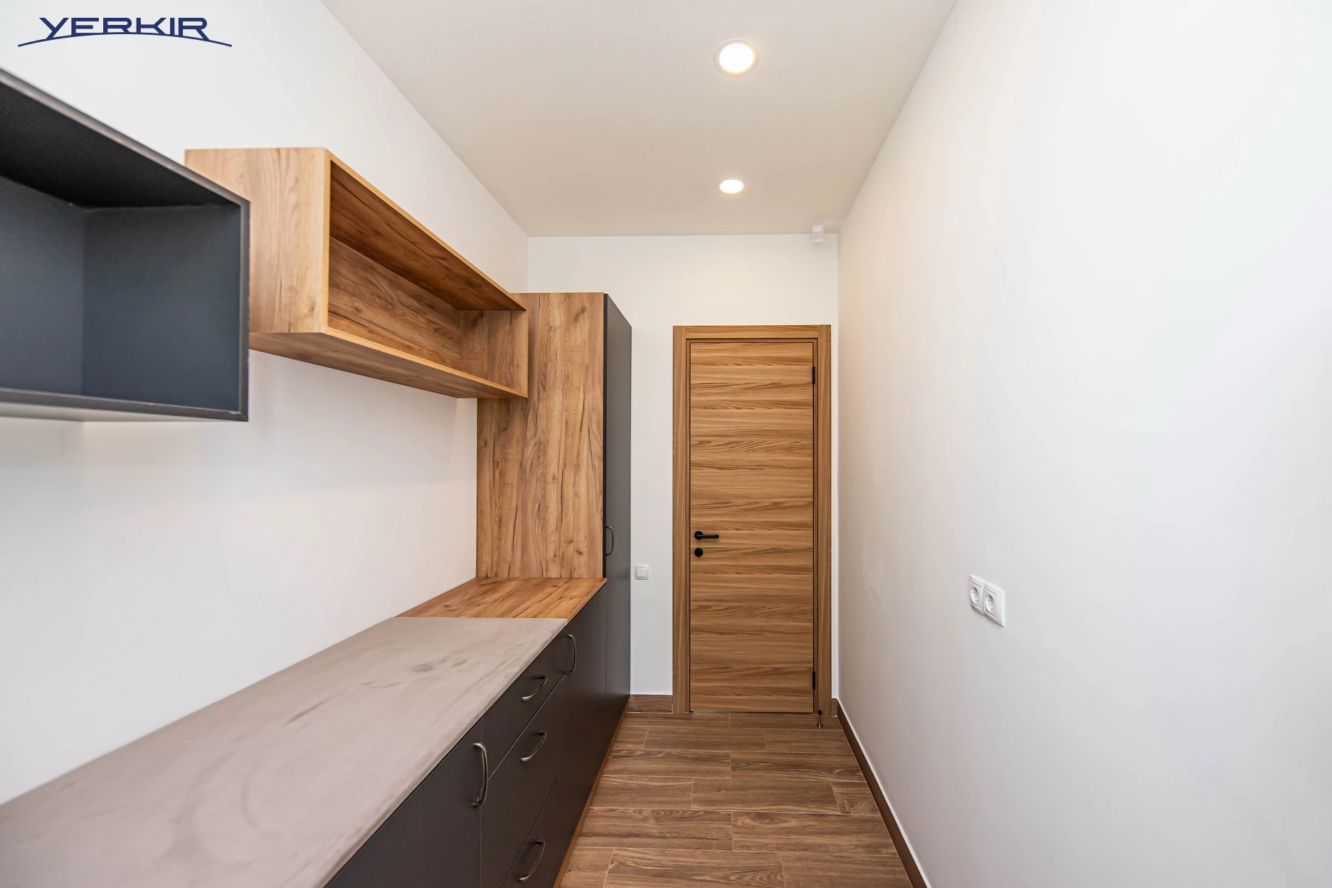 Առանձնատներ Կոդ` 5+513738