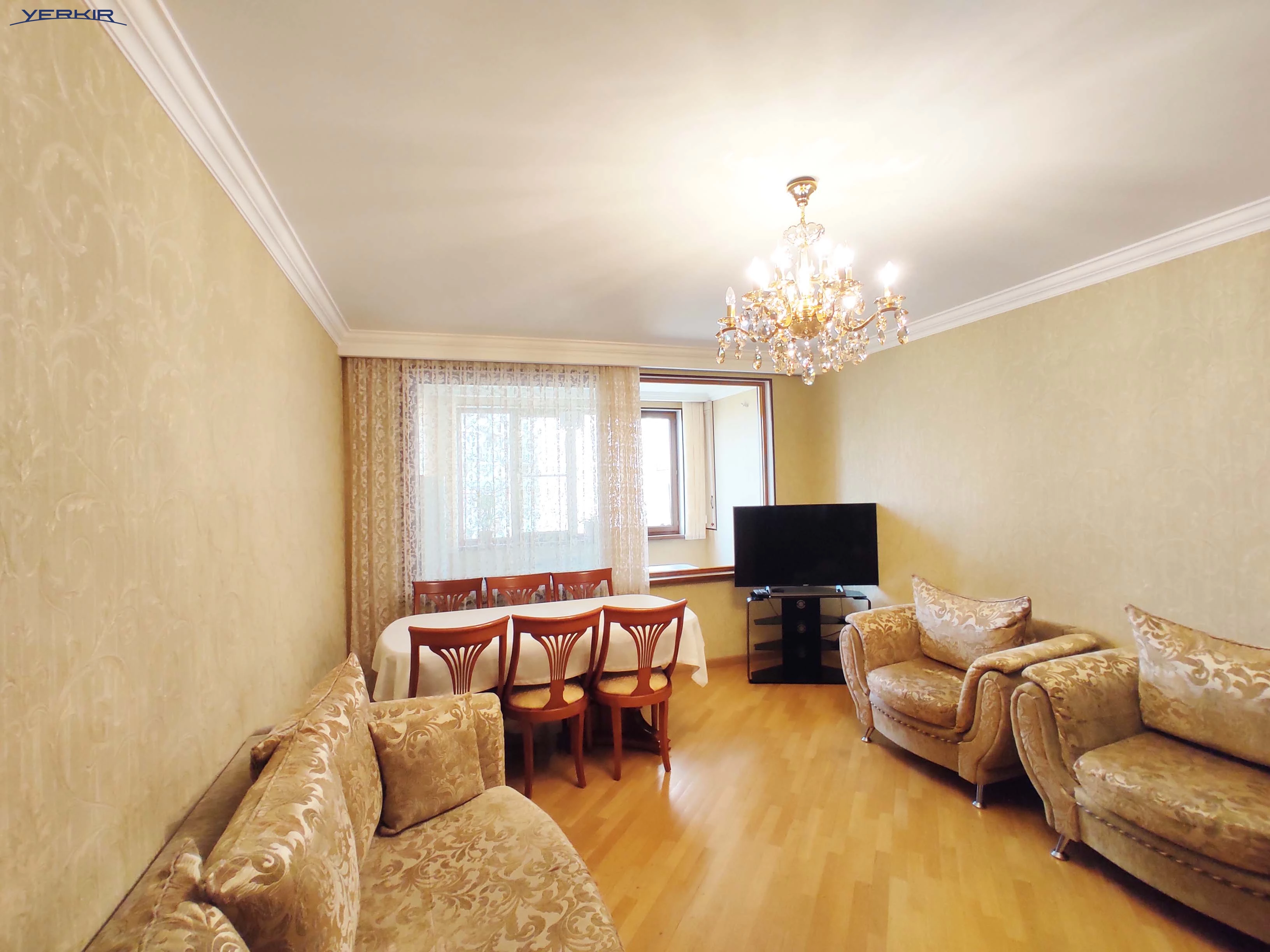 Apartments Code: 10+317349