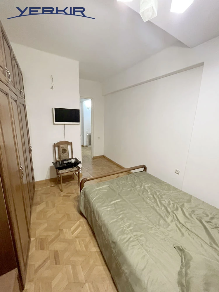 Apartments Code: 4+205302