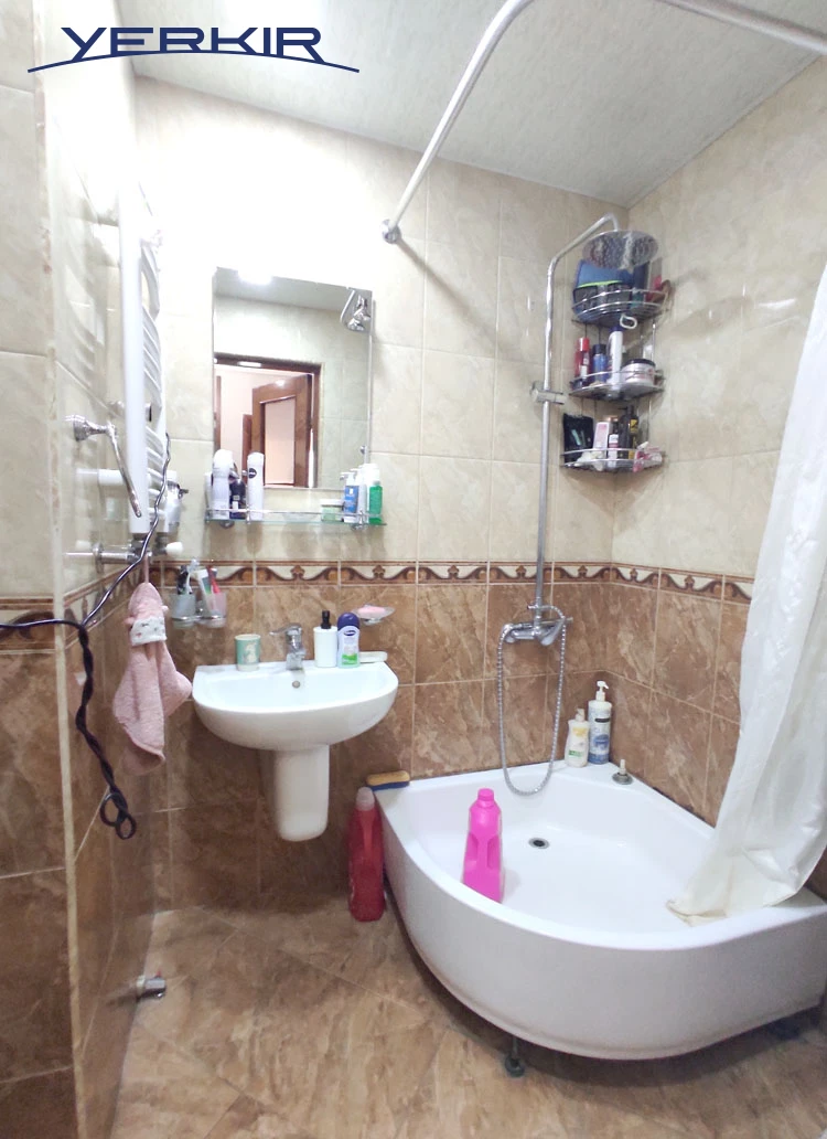 Apartments Code: 10+308565