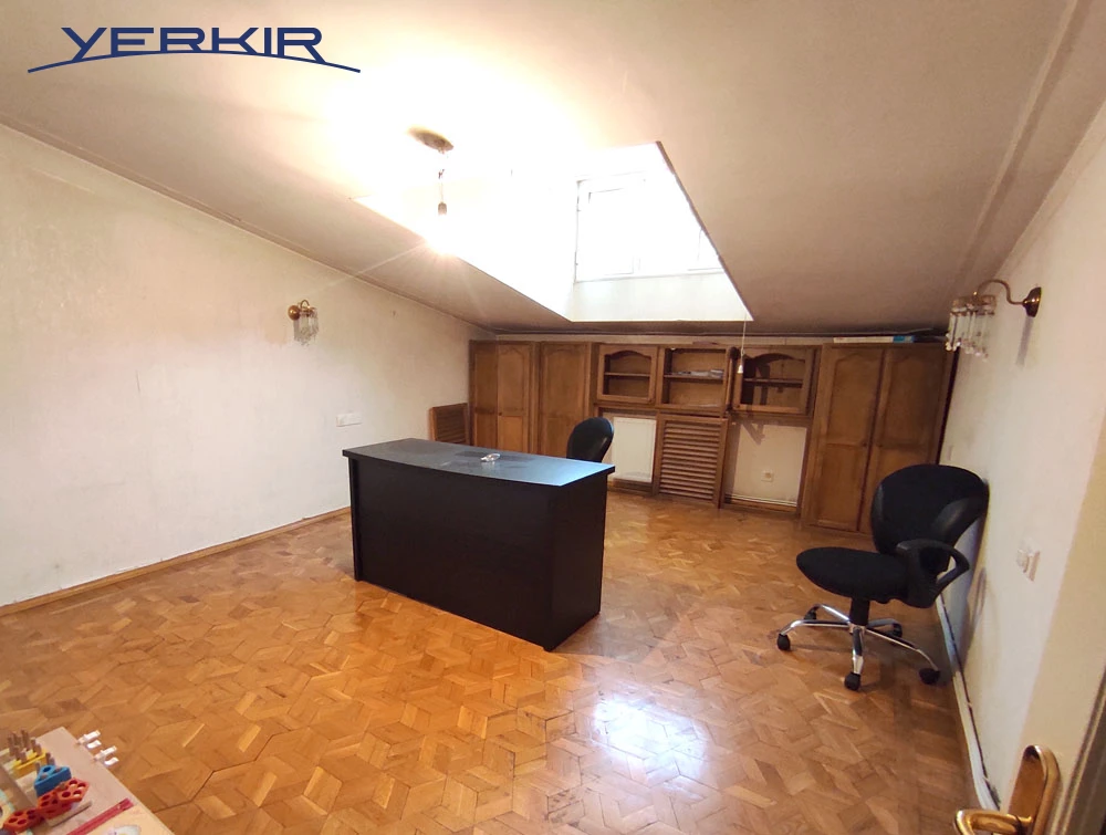 Բնակարաններ Կոդ` 5+809896