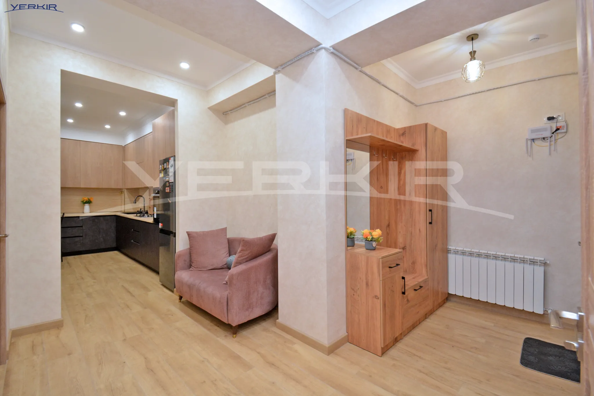 Apartments Code: 9+3227654